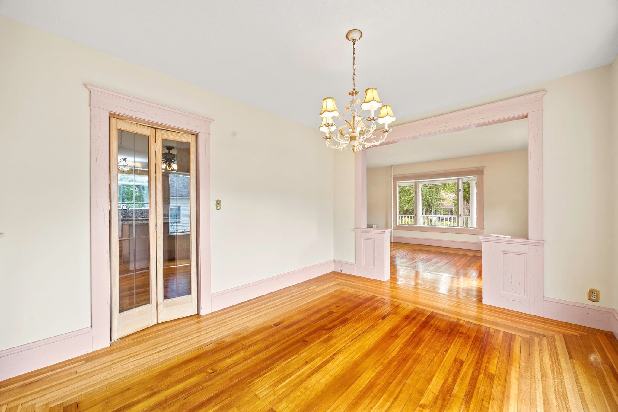 Single Family Residence at 69 East St, South Hadley MA 01075, South Hadley, photo 13 of 38