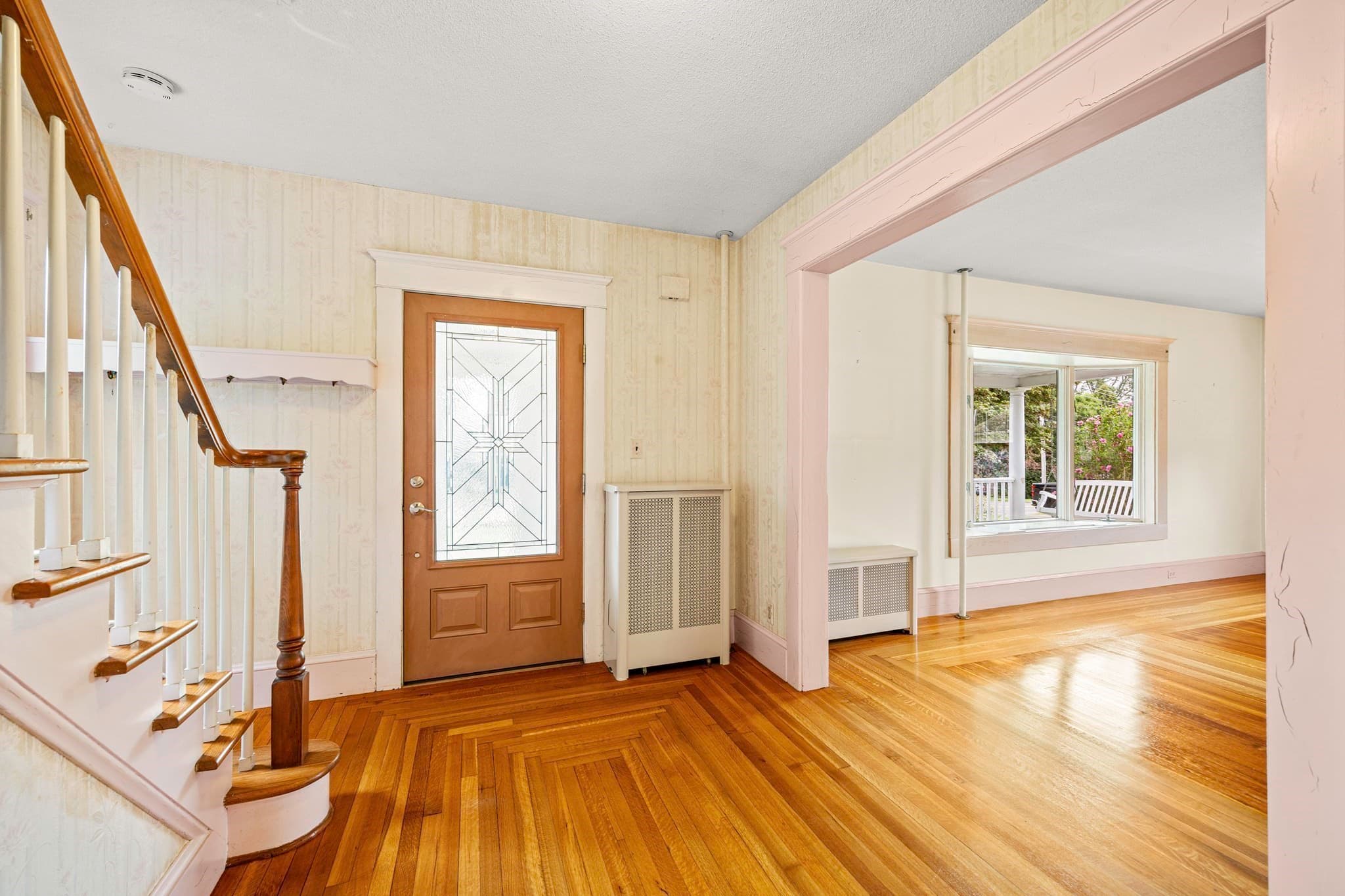Single Family Residence at 69 East St, South Hadley MA 01075, South Hadley, photo 8 of 38