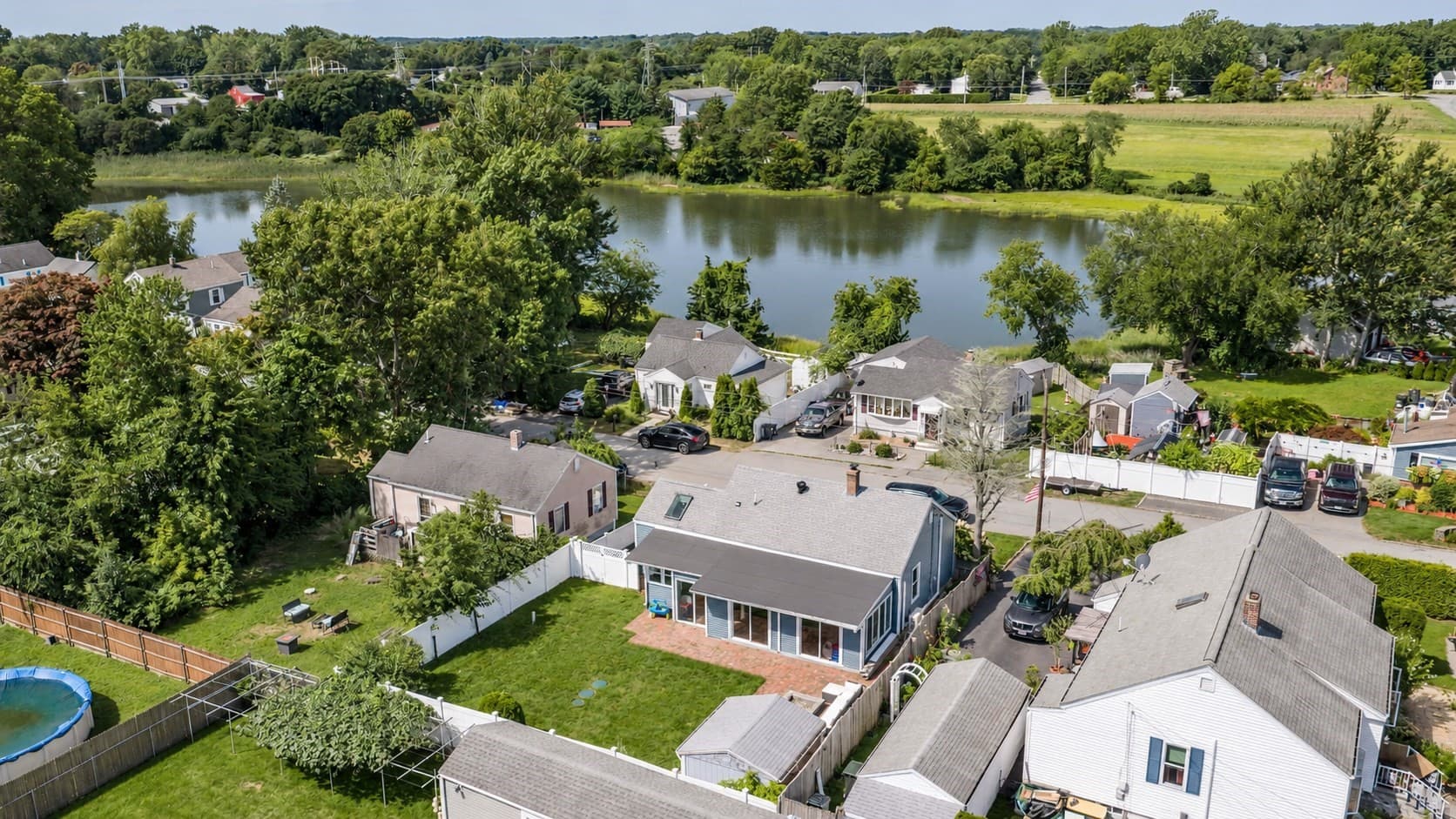 Single Family Residence at 38 Little Neck Ave, Swansea MA 02777, Swansea, photo 3 of 24