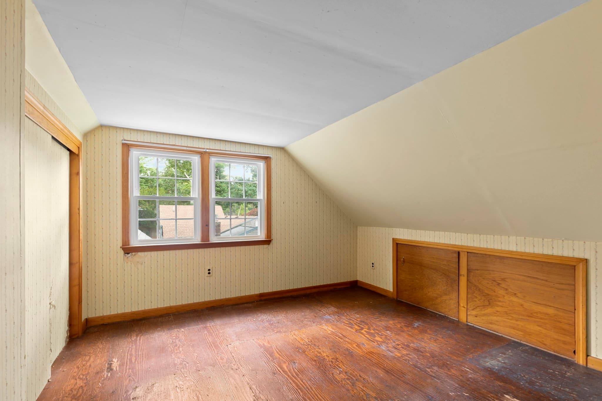 Single Family Residence at 24 Fresh Pond Cir, Plymouth MA 02360, Plymouth, photo 27 of 37