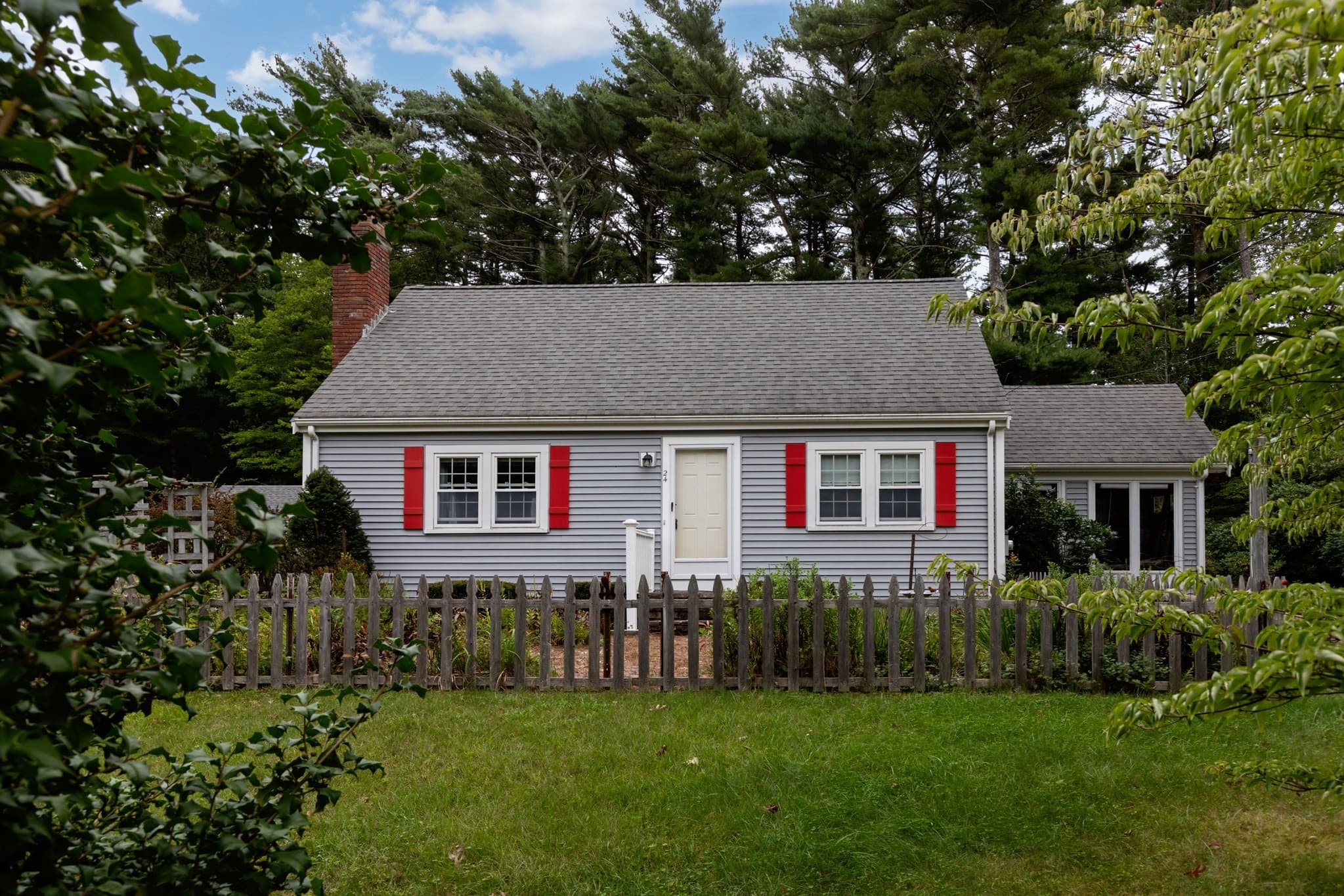 24 Fresh Pond Cir, Plymouth MA 02360
