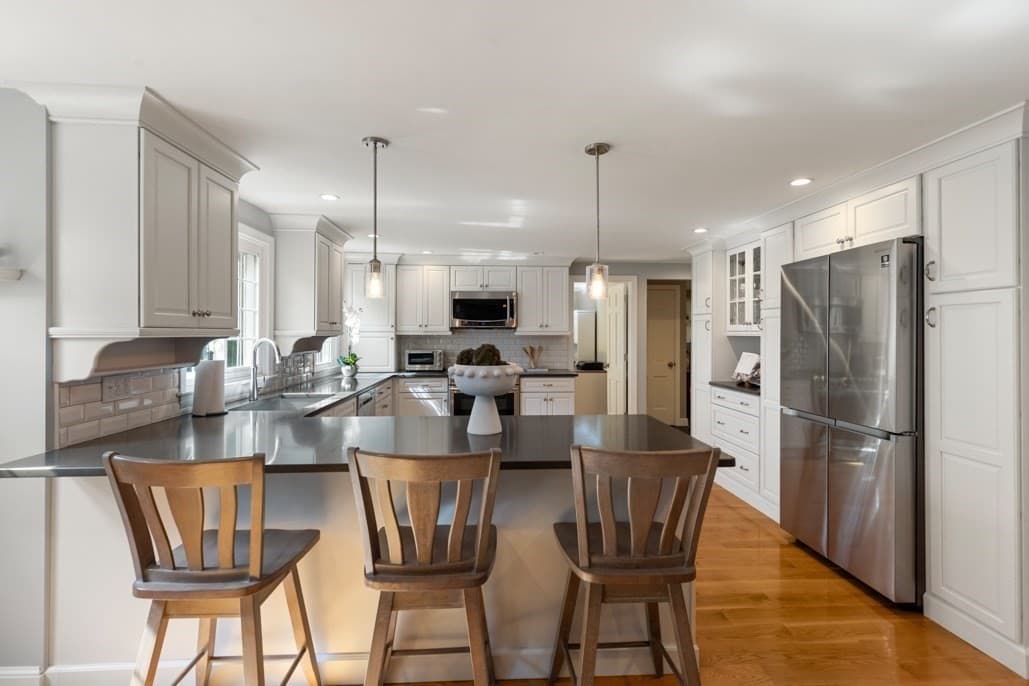 Single Family Residence at 24 Edgemere Rd, Lynnfield MA 01940, Lynnfield, photo 16 of 42