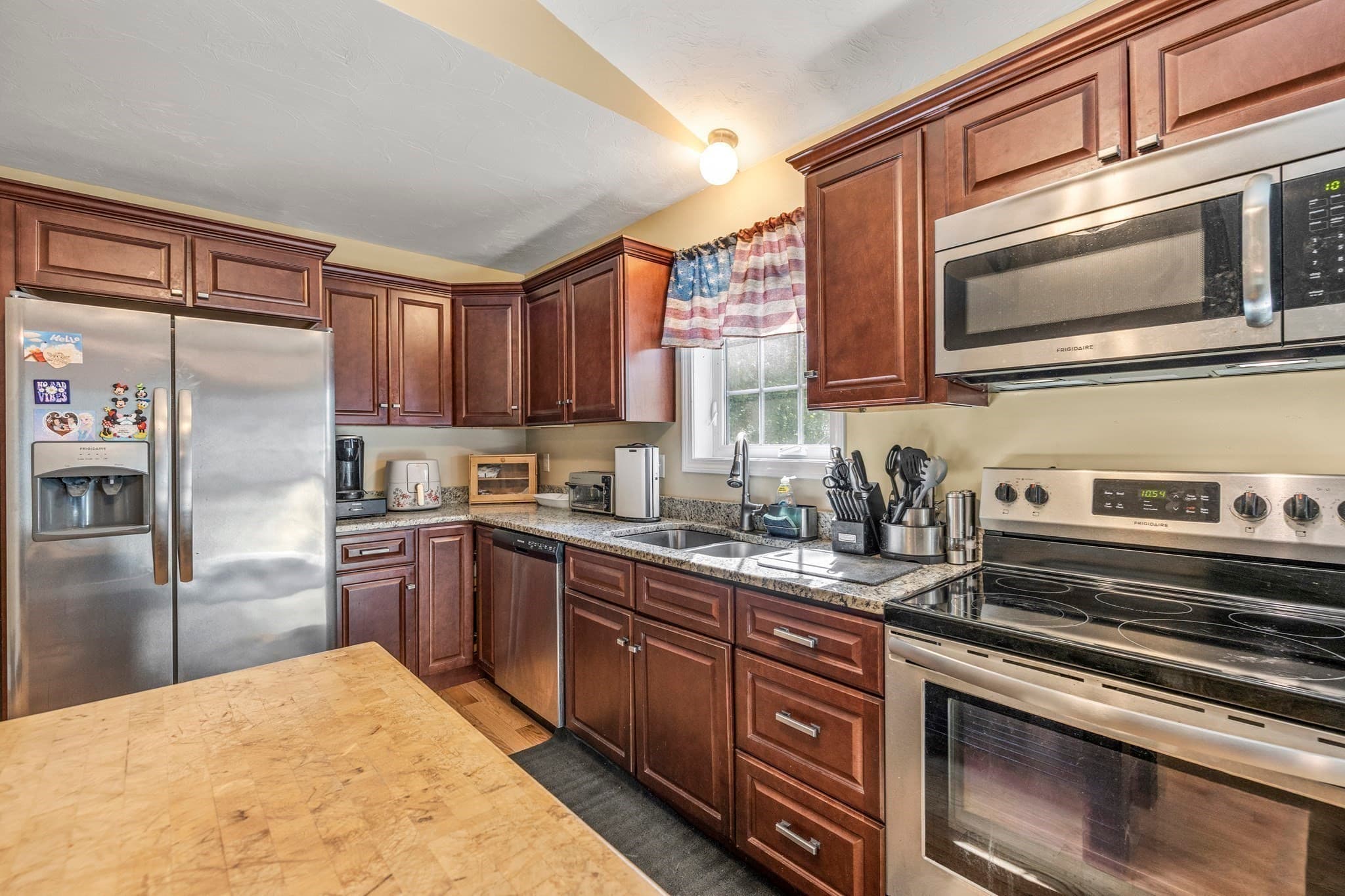 Single Family Residence at 131 Adams Rd, East Brookfield MA 01515, East Brookfield, photo 12 of 36