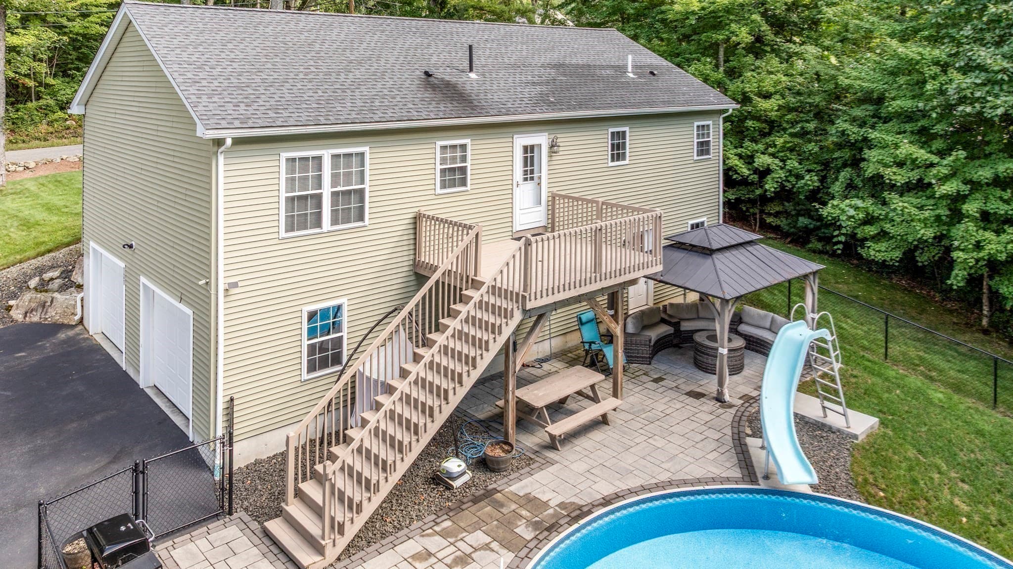 Single Family Residence at 131 Adams Rd, East Brookfield MA 01515, East Brookfield, photo 7 of 36