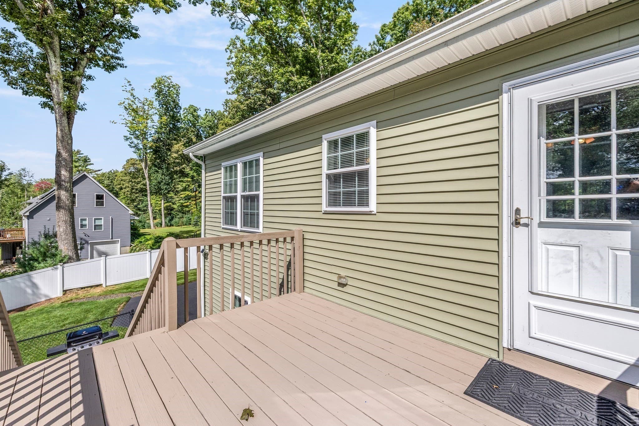 Single Family Residence at 131 Adams Rd, East Brookfield MA 01515, East Brookfield, photo 9 of 36