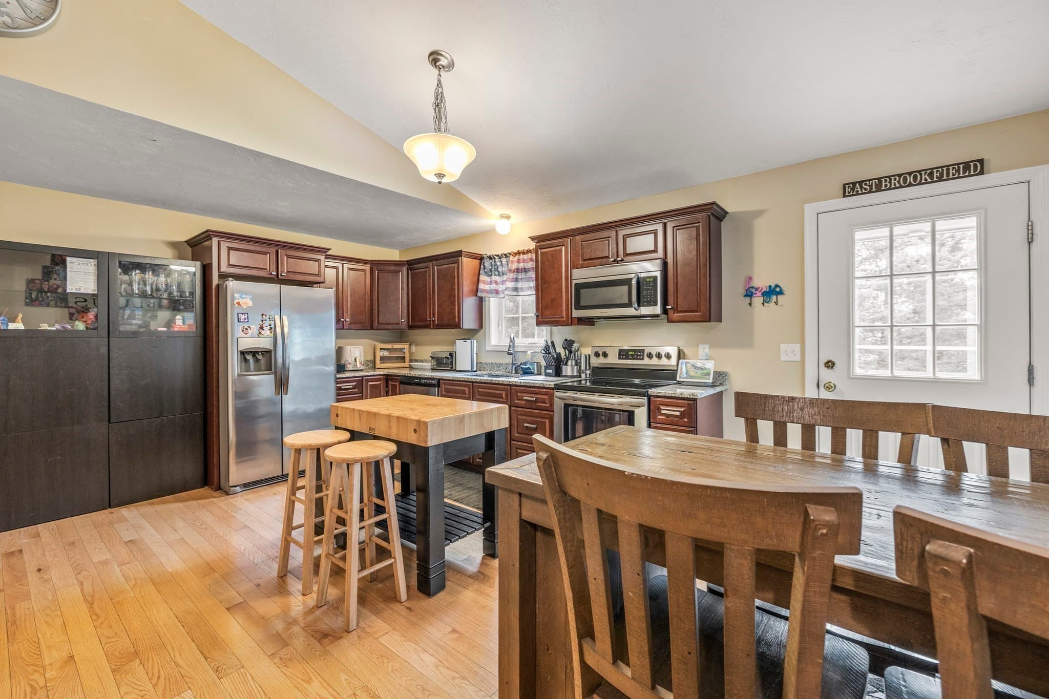 Single Family Residence at 131 Adams Rd, East Brookfield MA 01515, East Brookfield, photo 11 of 36
