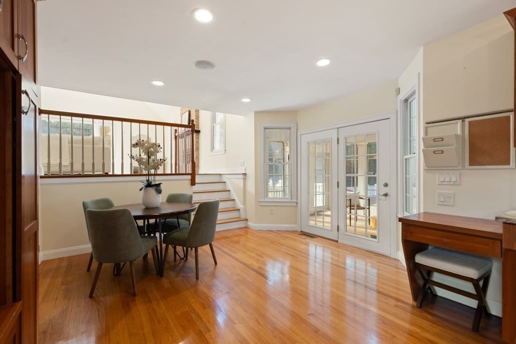 Single Family Residence at 5 Green Meadow Dr, Lynnfield MA 01940, Lynnfield, photo 16 of 42