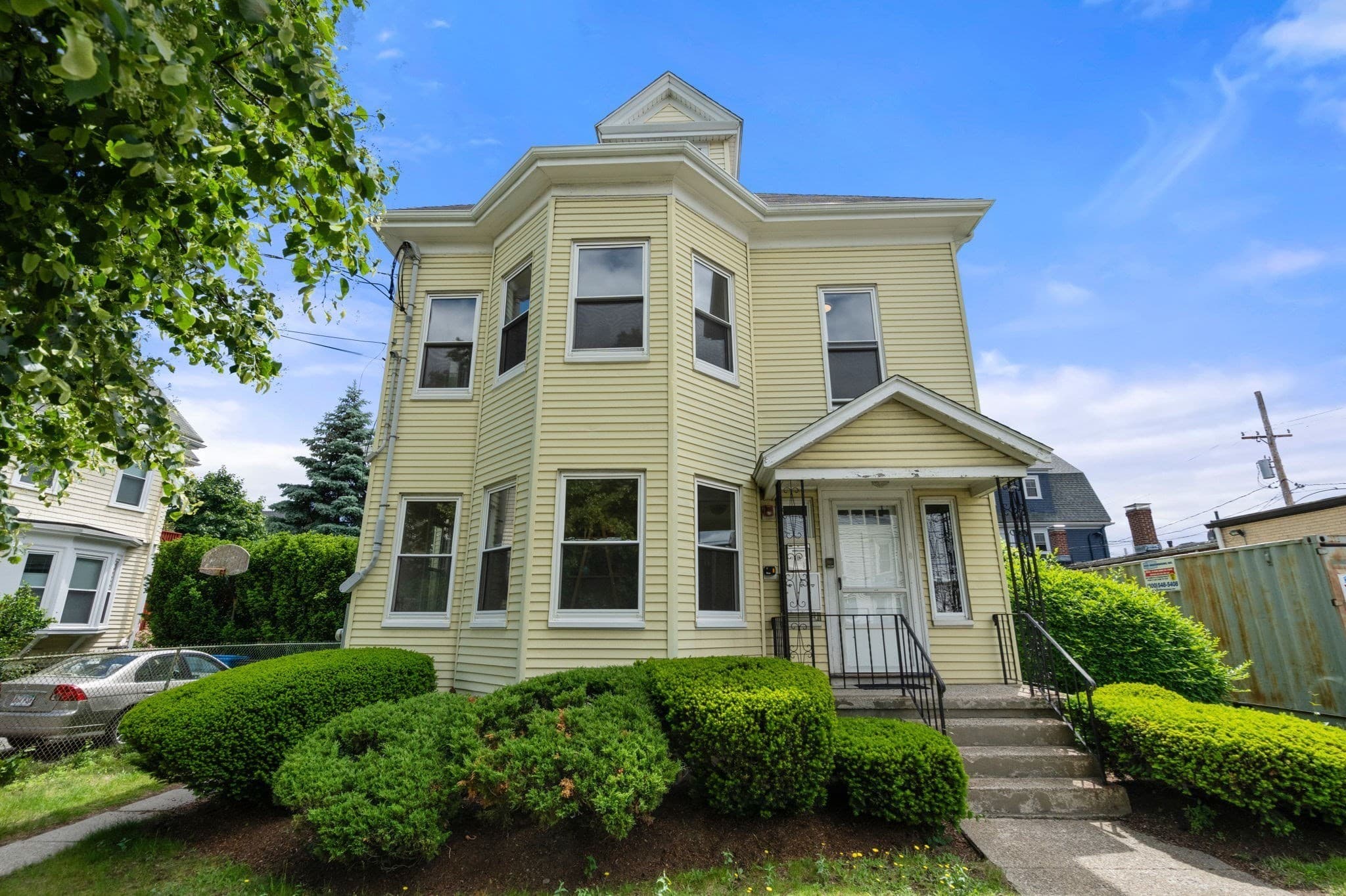 5 Marlboro St, Belmont MA 02478