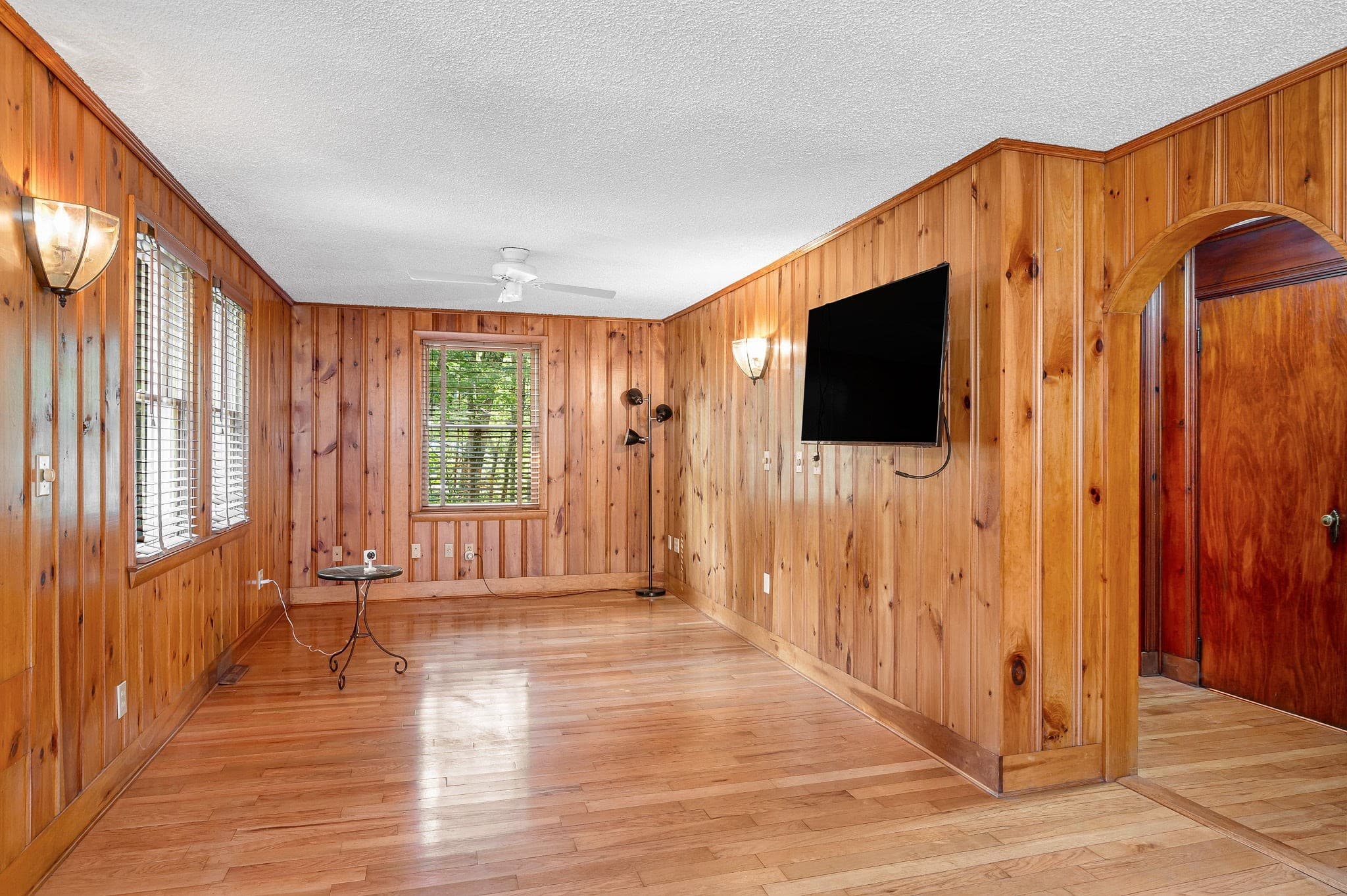 Single Family Residence at 186 South Rd, Bedford MA 01730, Bedford, photo 6 of 31