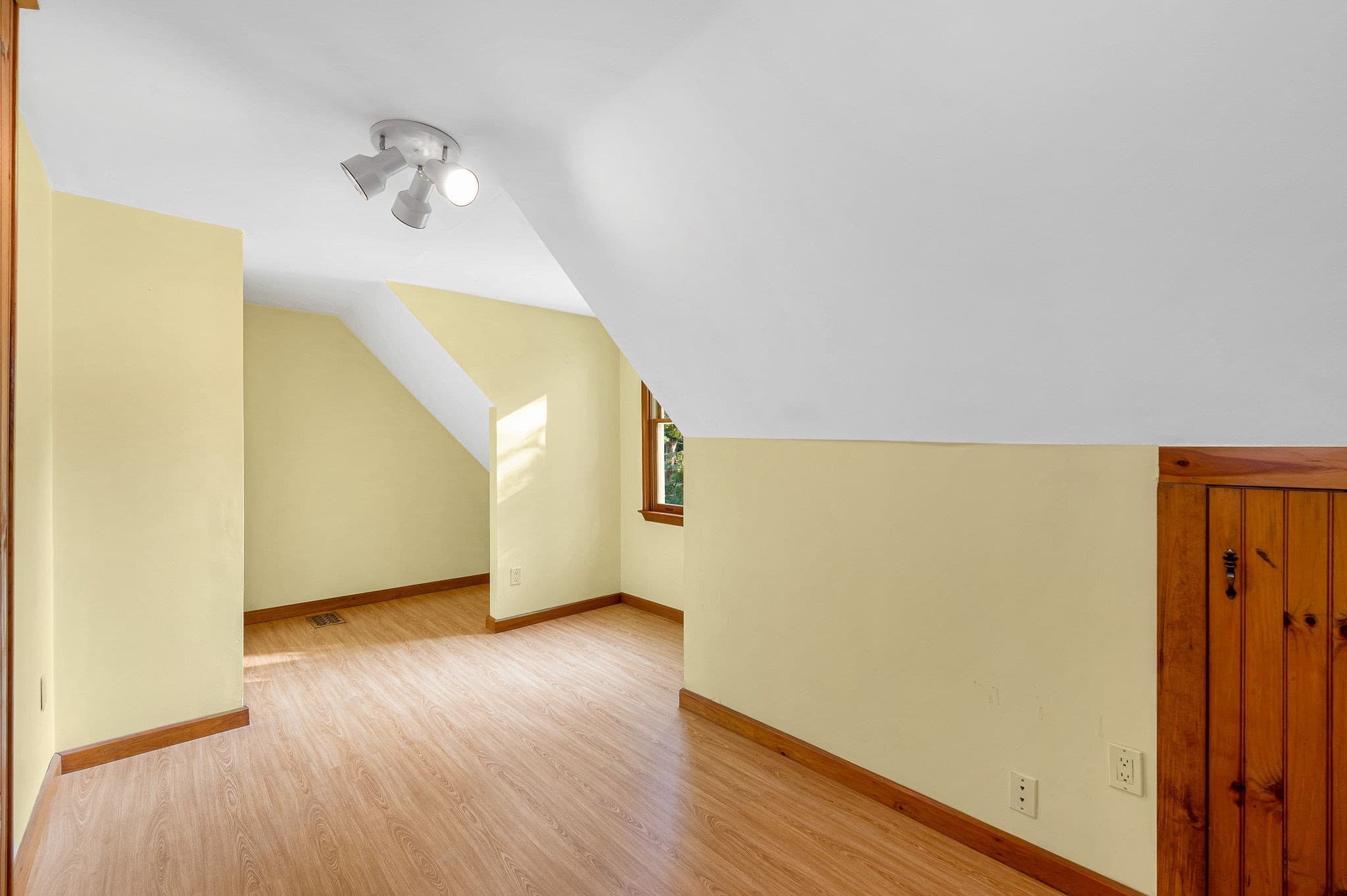 Single Family Residence at 186 South Rd, Bedford MA 01730, Bedford, photo 22 of 31
