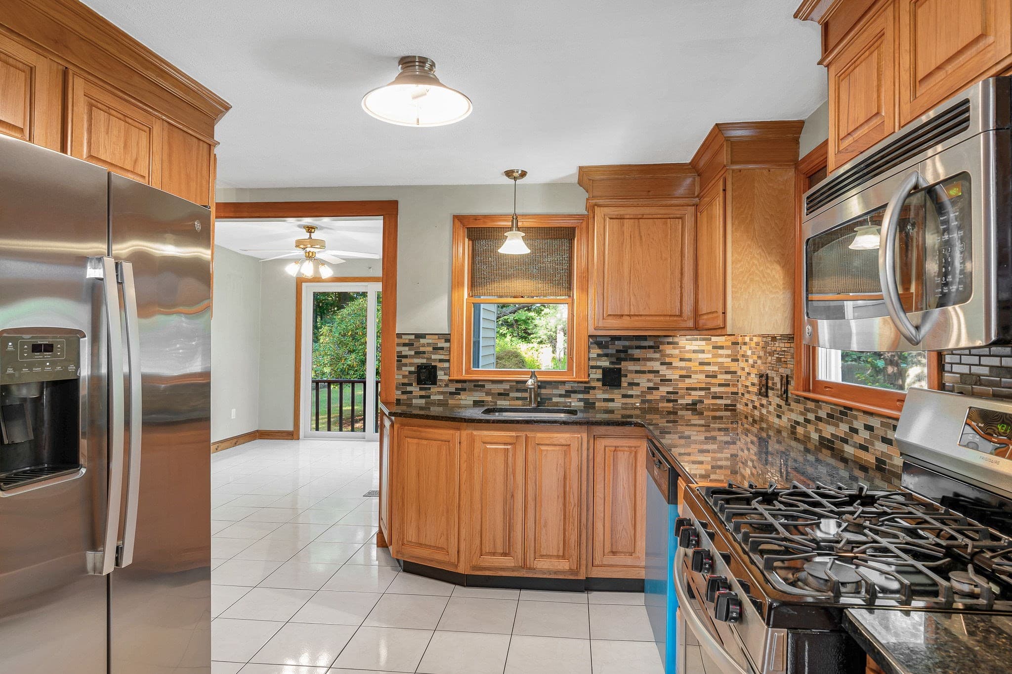 Single Family Residence at 186 South Rd, Bedford MA 01730, Bedford, photo 8 of 31
