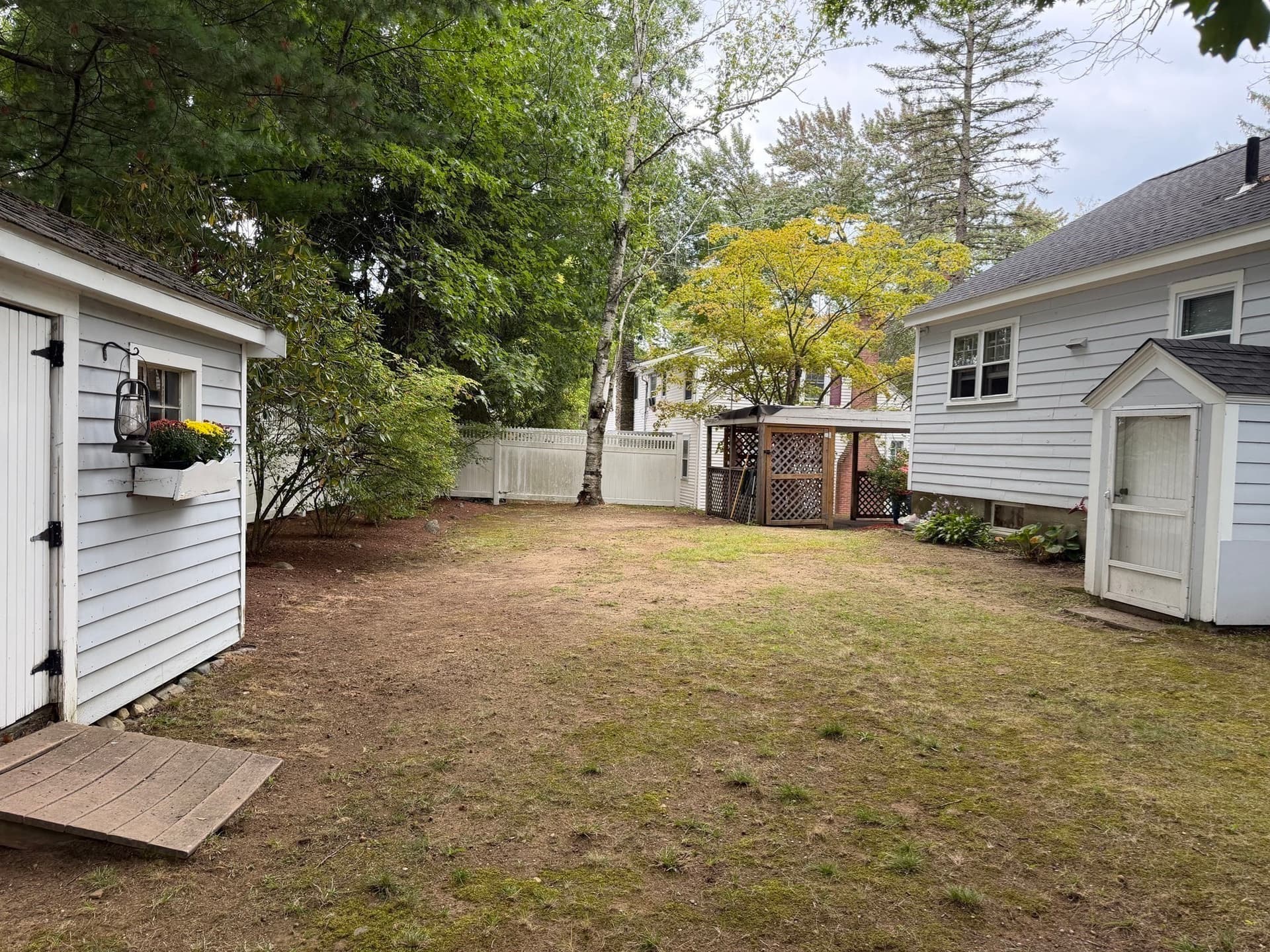Single Family Residence at 37 Highland Avenue, Leominster MA 01453, photo 22 of 27