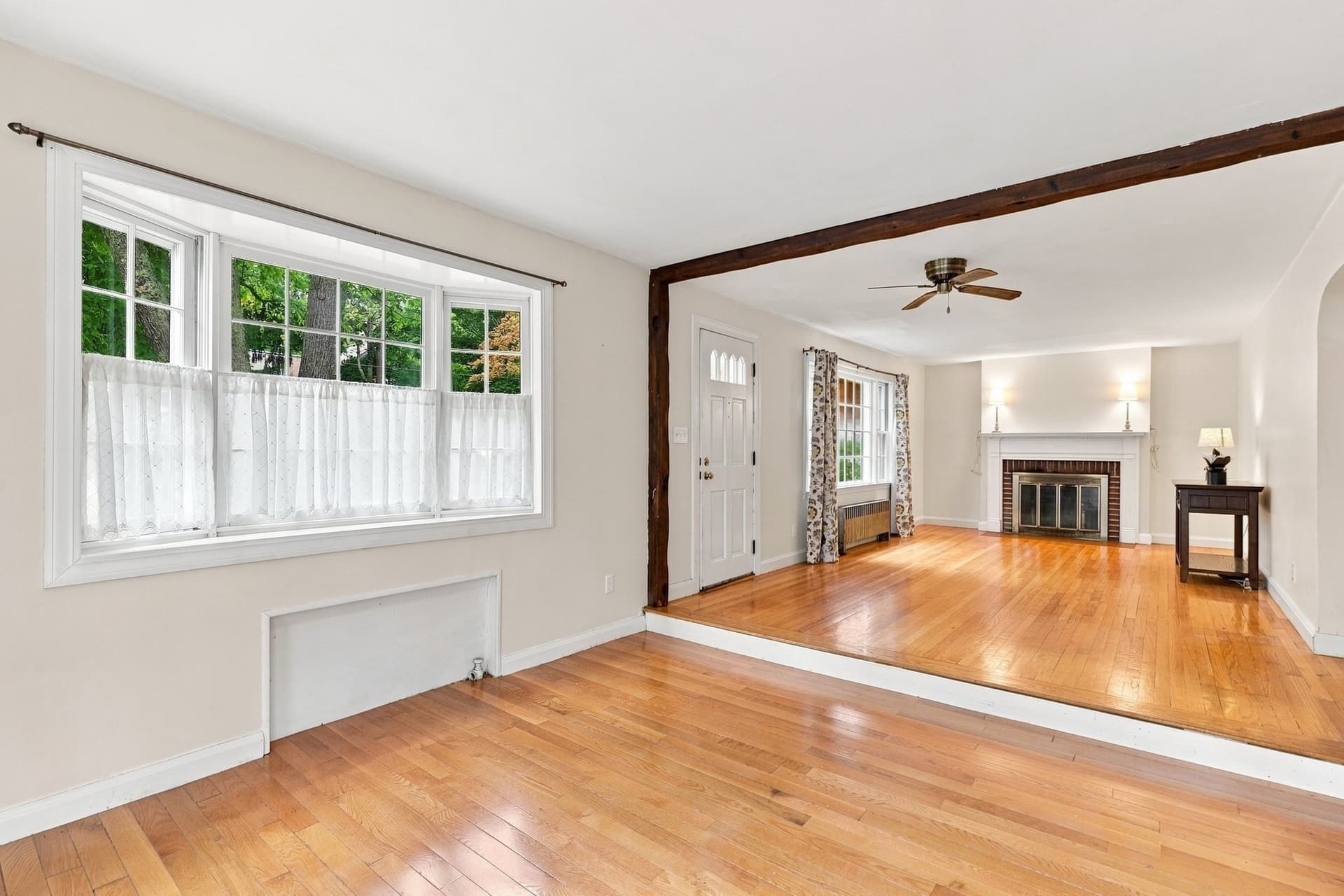 Single Family Residence at 37 Highland Avenue, Leominster MA 01453, photo 5 of 27