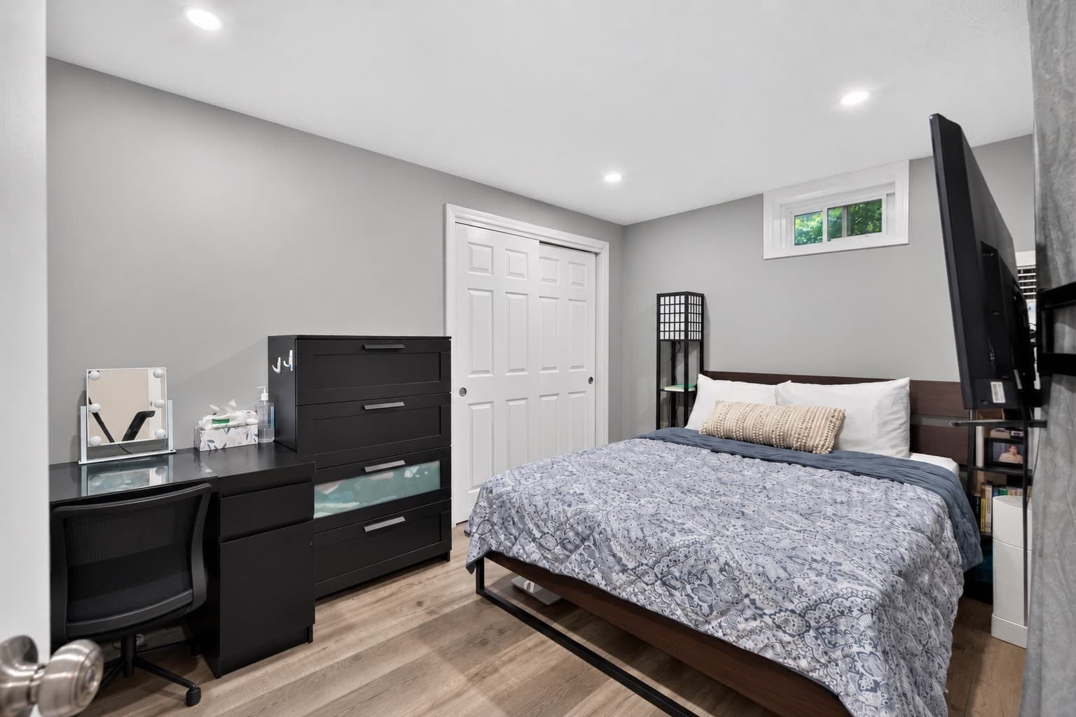 Condominium at 78 Waterhill St # 78, Lynn MA 01905, Lynn, photo 17 of 20