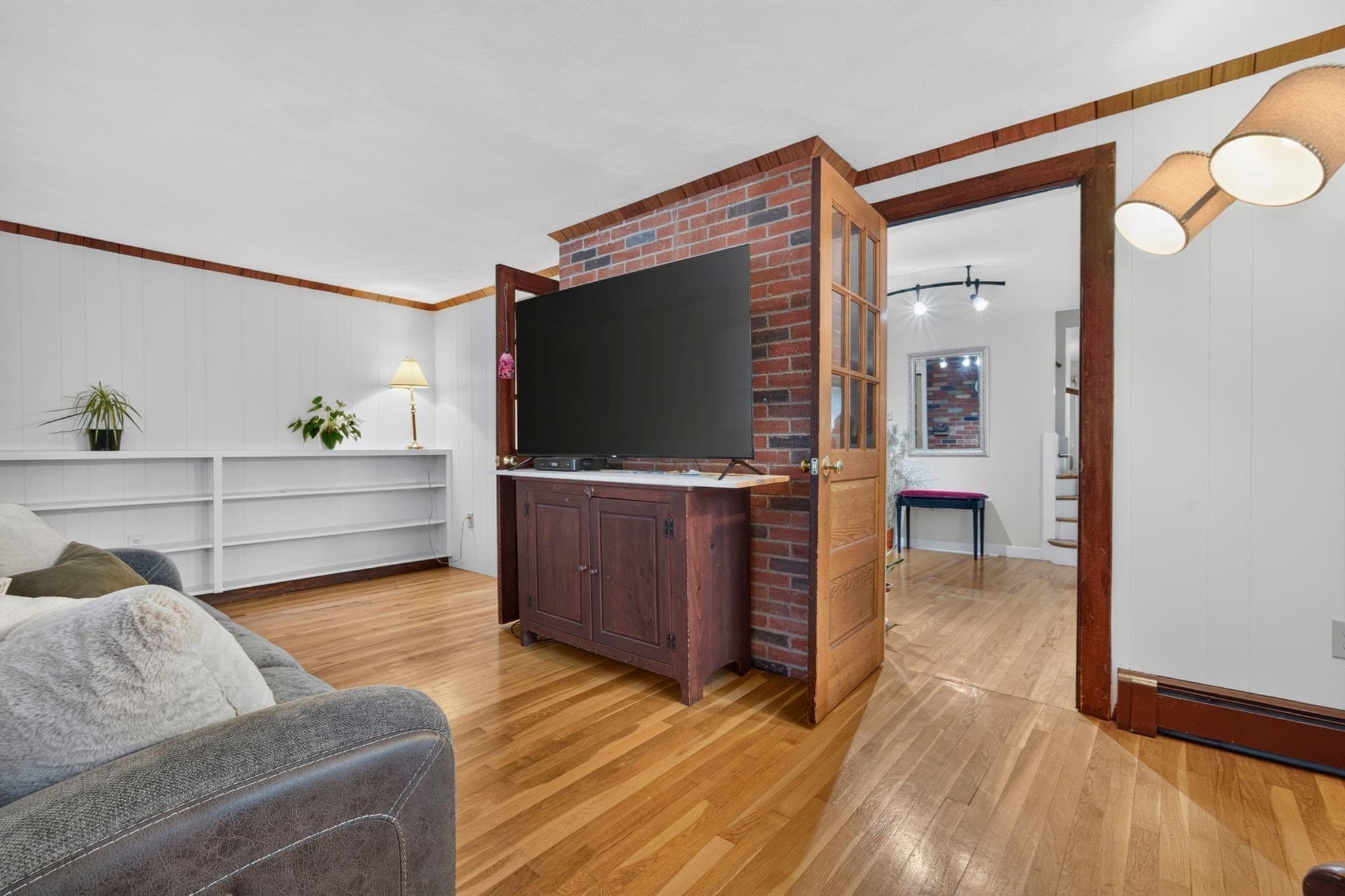 Single Family Residence at 23 Fisher Terrace, Woburn MA 01801, Woburn, photo 7 of 36