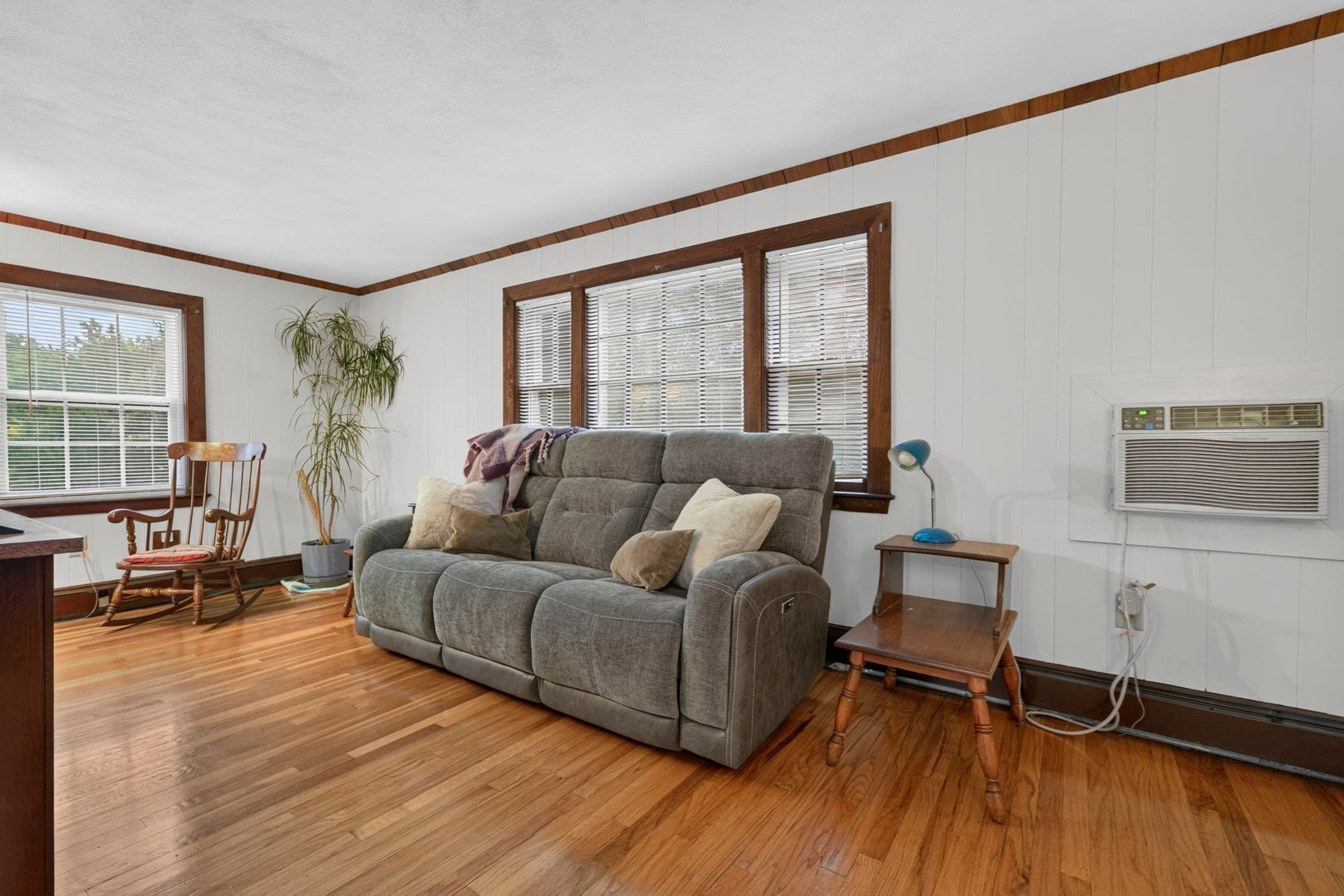 Single Family Residence at 23 Fisher Terrace, Woburn MA 01801, Woburn, photo 9 of 36
