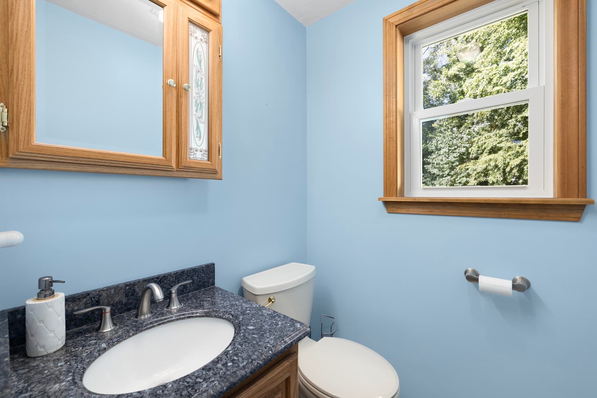 Single Family Residence at 7 Eagle Rock Dr, Millville MA 01529, Millville, photo 16 of 41