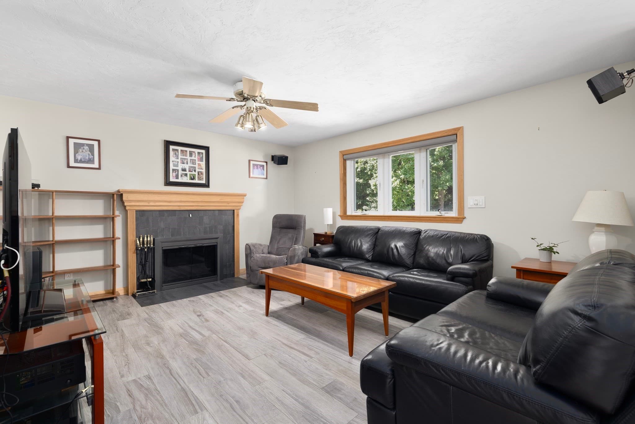 Single Family Residence at 7 Eagle Rock Dr, Millville MA 01529, Millville, photo 11 of 41