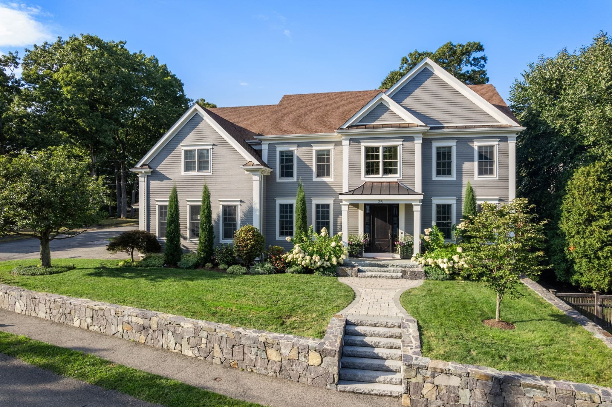 25 Arch St, Needham MA 02492