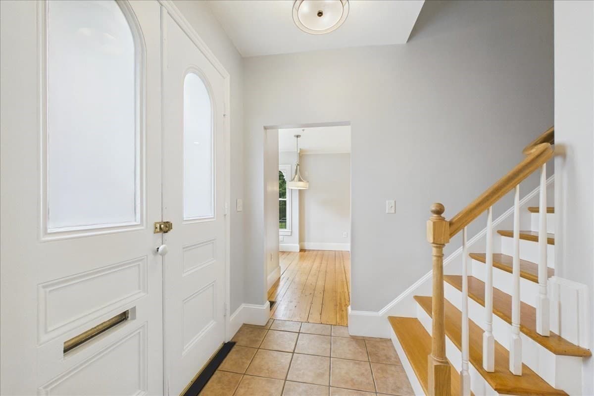 Condominium at 35A South St. # A, Medfield MA 02052, Medfield, photo 12 of 41