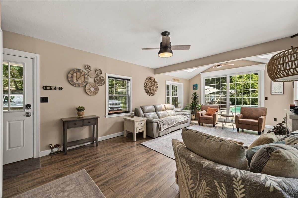 Single Family Residence at 60 Rhode Island Rd, Lakeville MA 02347, Lakeville, photo 5 of 42