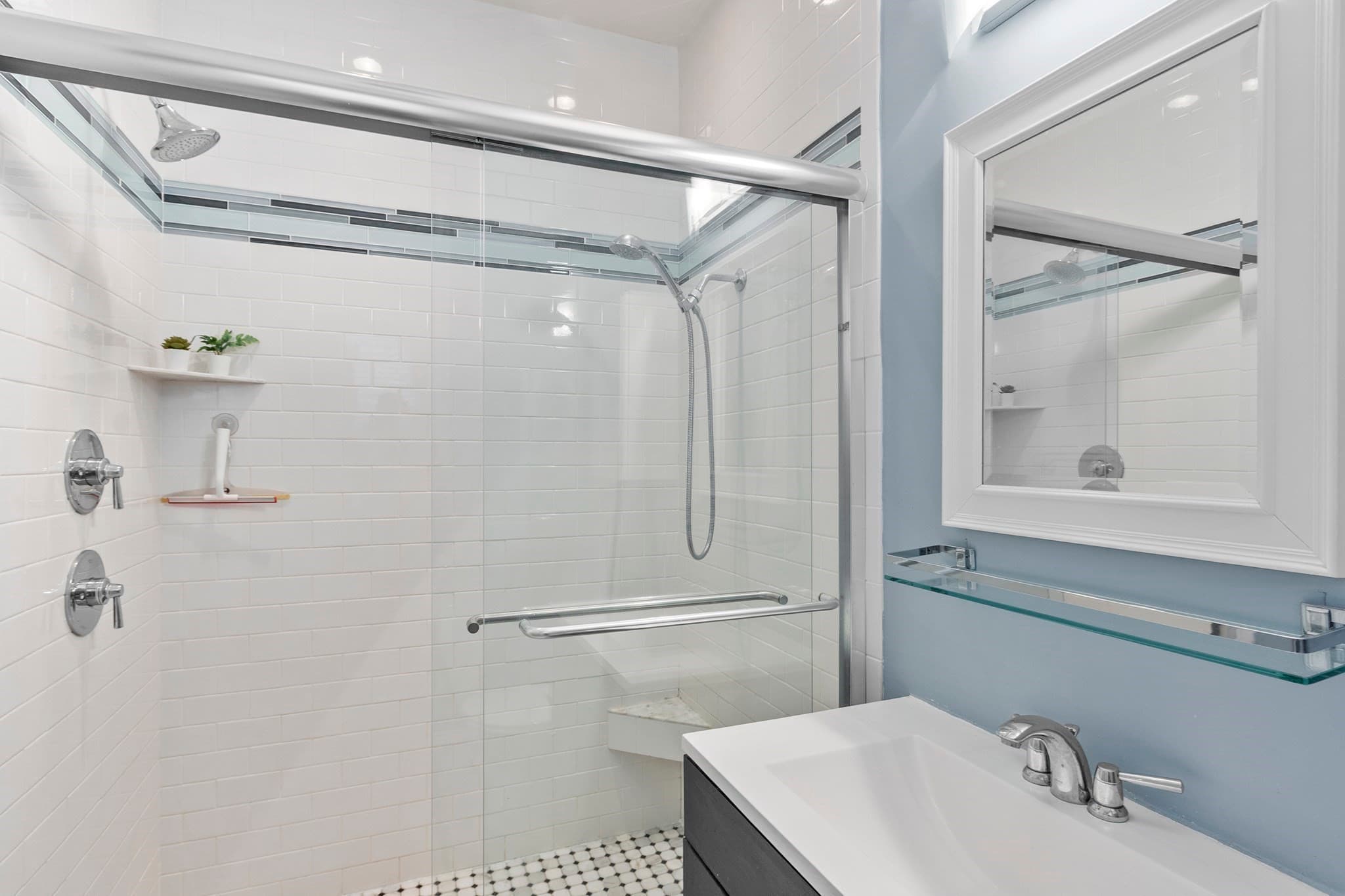 Condominium at 15 Howell St # 3, Boston MA 02125, Boston, photo 17 of 34