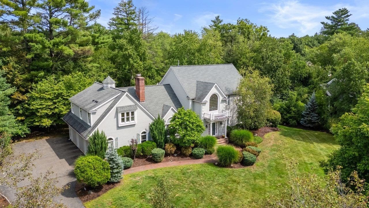 74 Cudworth Lane, Sudbury MA 01776
