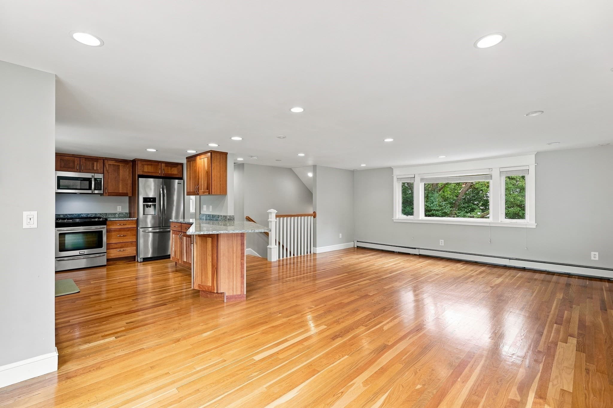 Single Family Residence at 4 Groveland Road, Melrose MA 02176, Melrose, photo 8 of 38