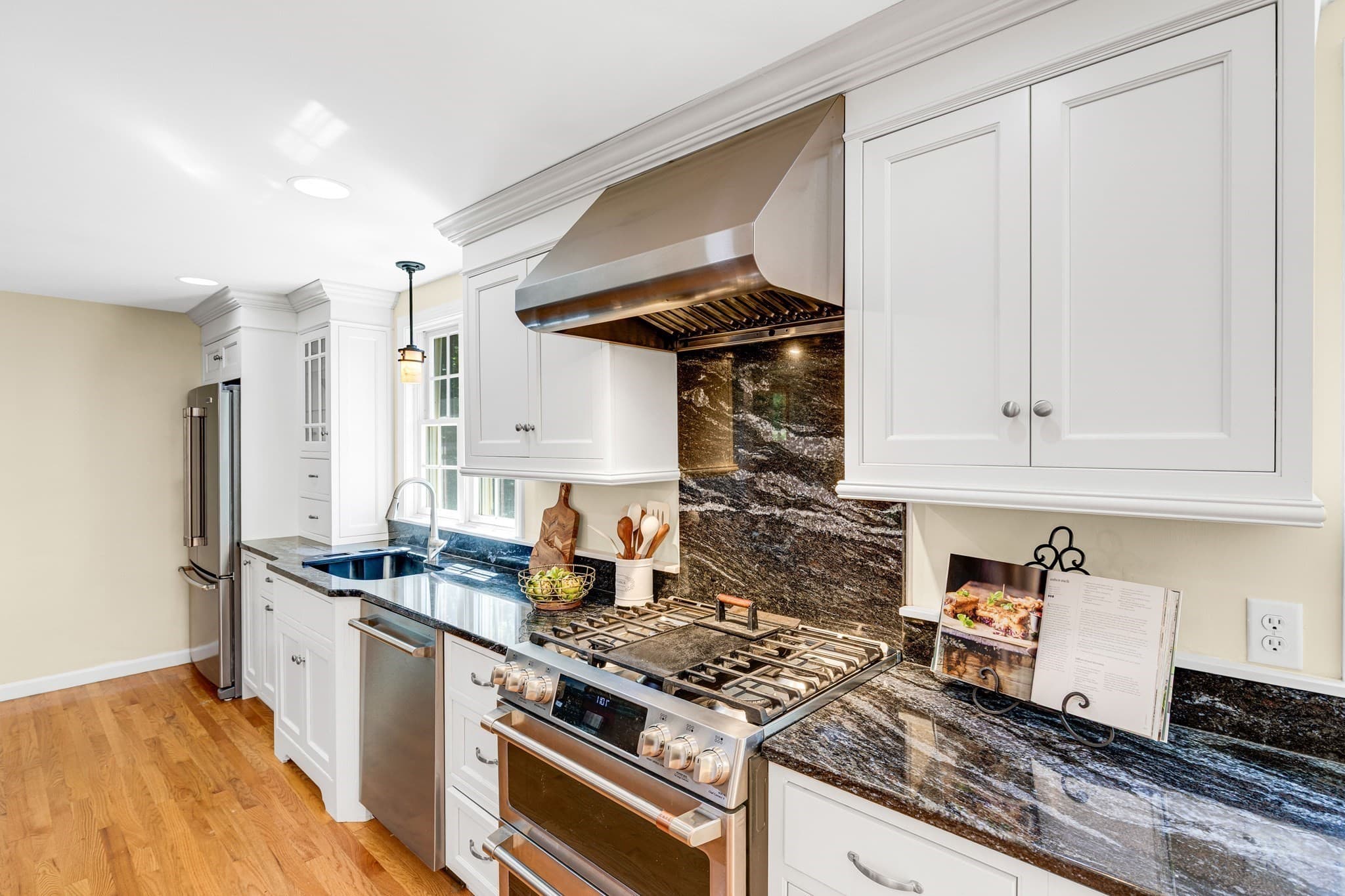 Single Family Residence at 5 Locust Grove, Merrimac MA 01860, Merrimac, photo 3 of 41
