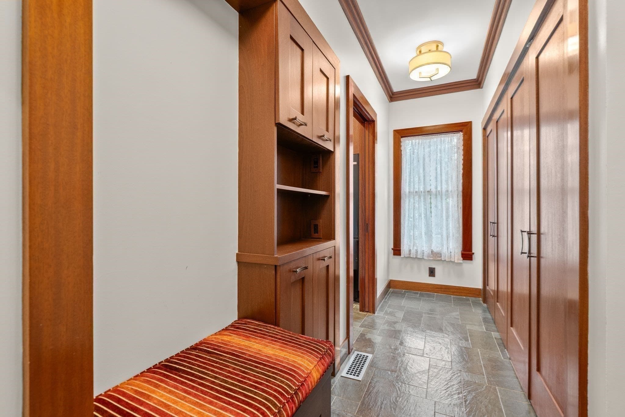 Single Family Residence at 10 Holly Lane, Beverly MA 01915, Beverly, photo 17 of 40