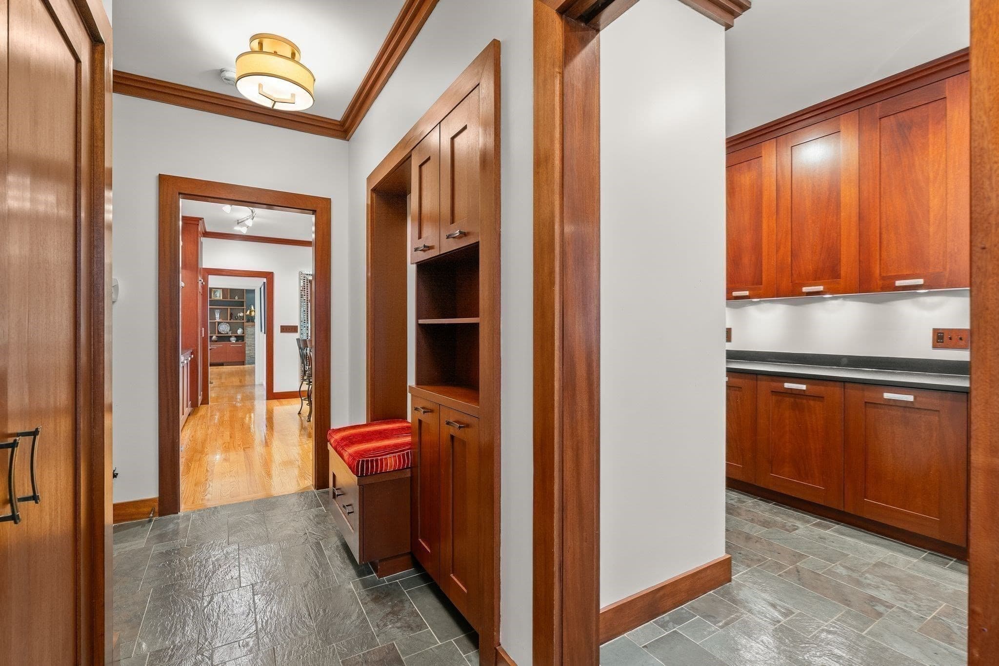Single Family Residence at 10 Holly Lane, Beverly MA 01915, Beverly, photo 16 of 40