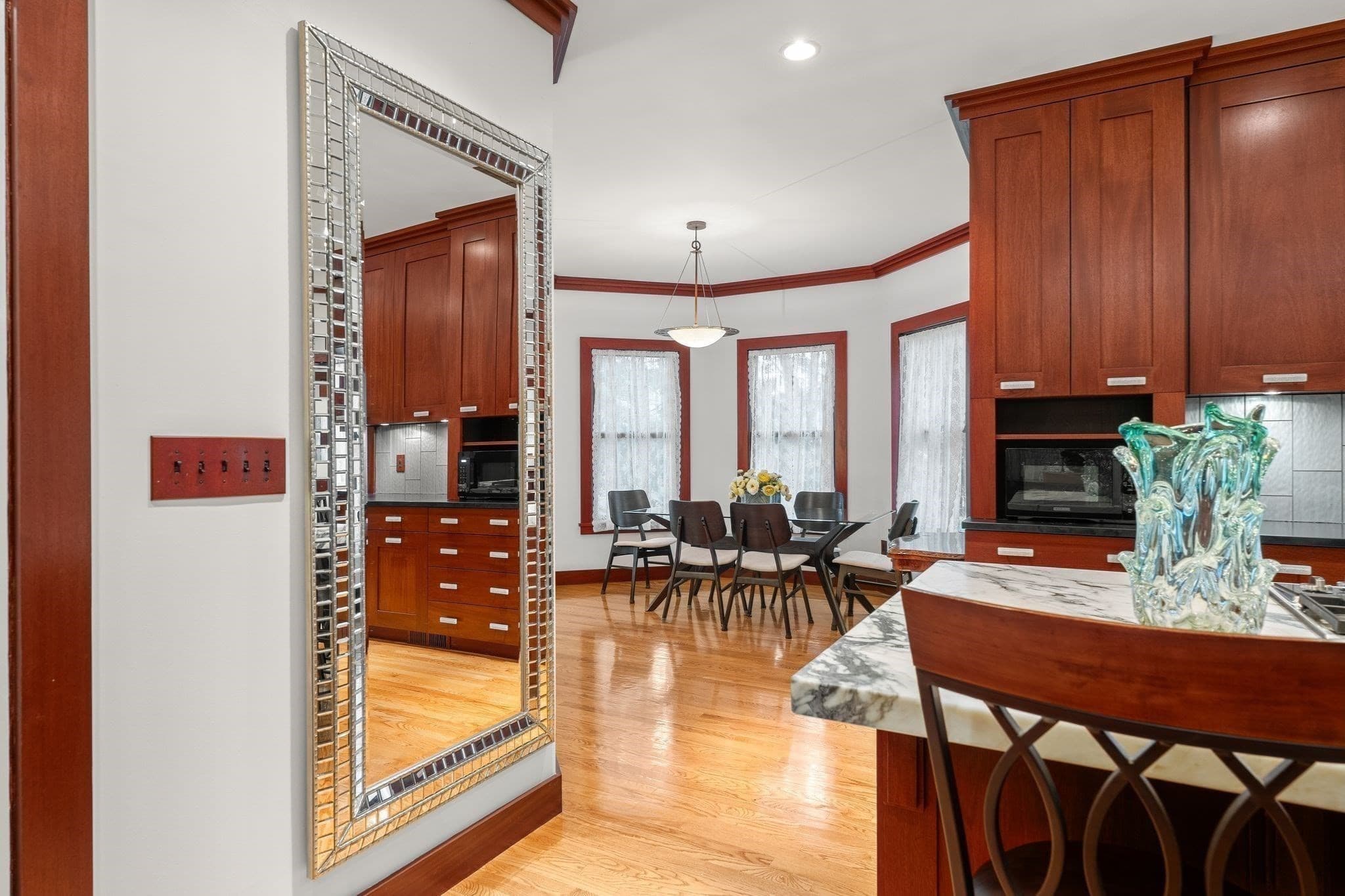 Single Family Residence at 10 Holly Lane, Beverly MA 01915, Beverly, photo 18 of 40