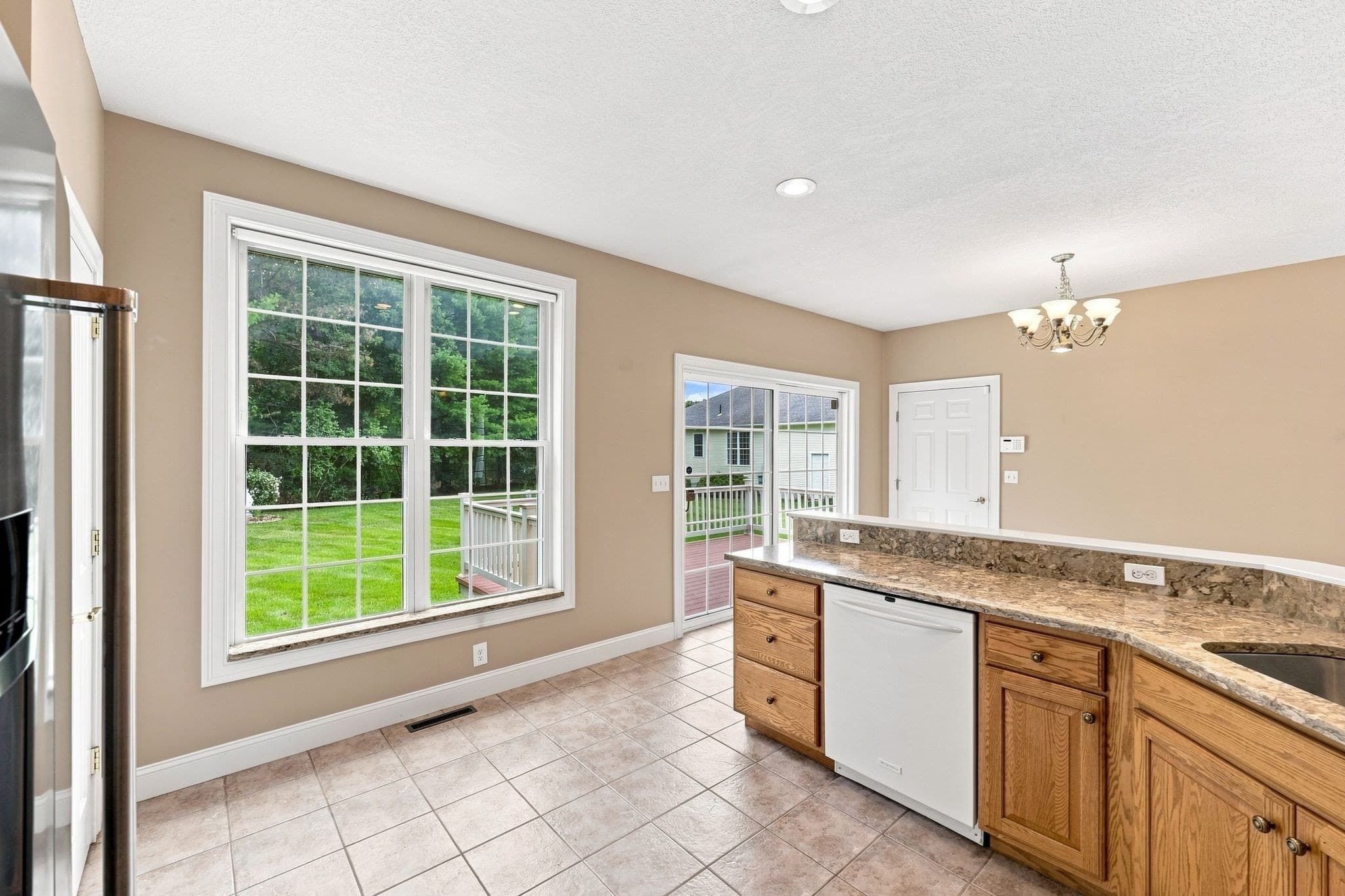 Single Family Residence at 33 Caddyshack Dr, Chicopee MA 01020, Chicopee, photo 17 of 42