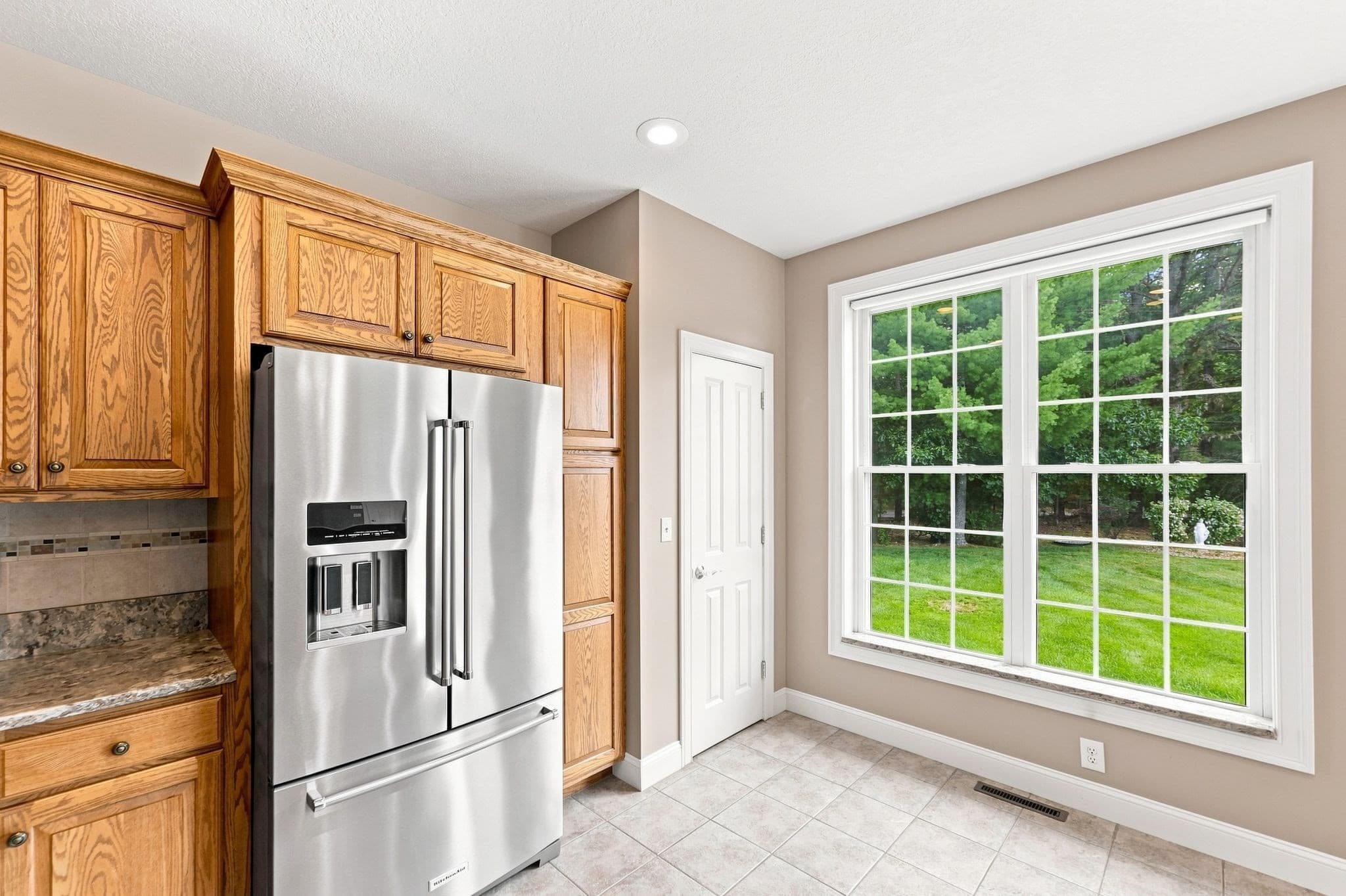 Single Family Residence at 33 Caddyshack Dr, Chicopee MA 01020, Chicopee, photo 16 of 42