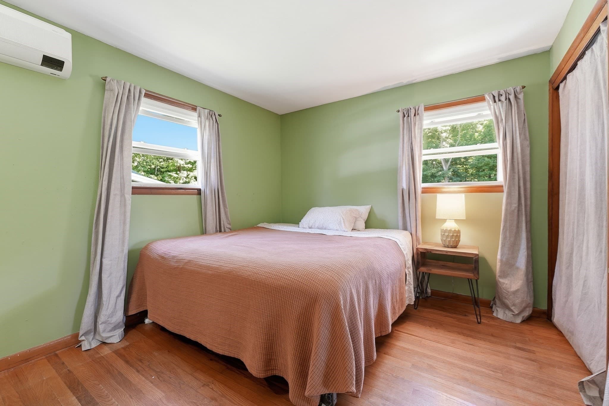Single Family Residence at 956 Ryan Rd, Northampton MA 01062, Northampton, photo 8 of 18
