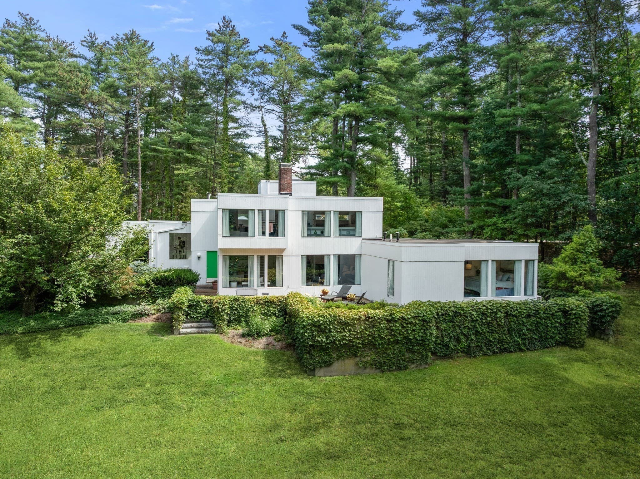 336 Deacon Haynes Rd, Concord MA 01742
