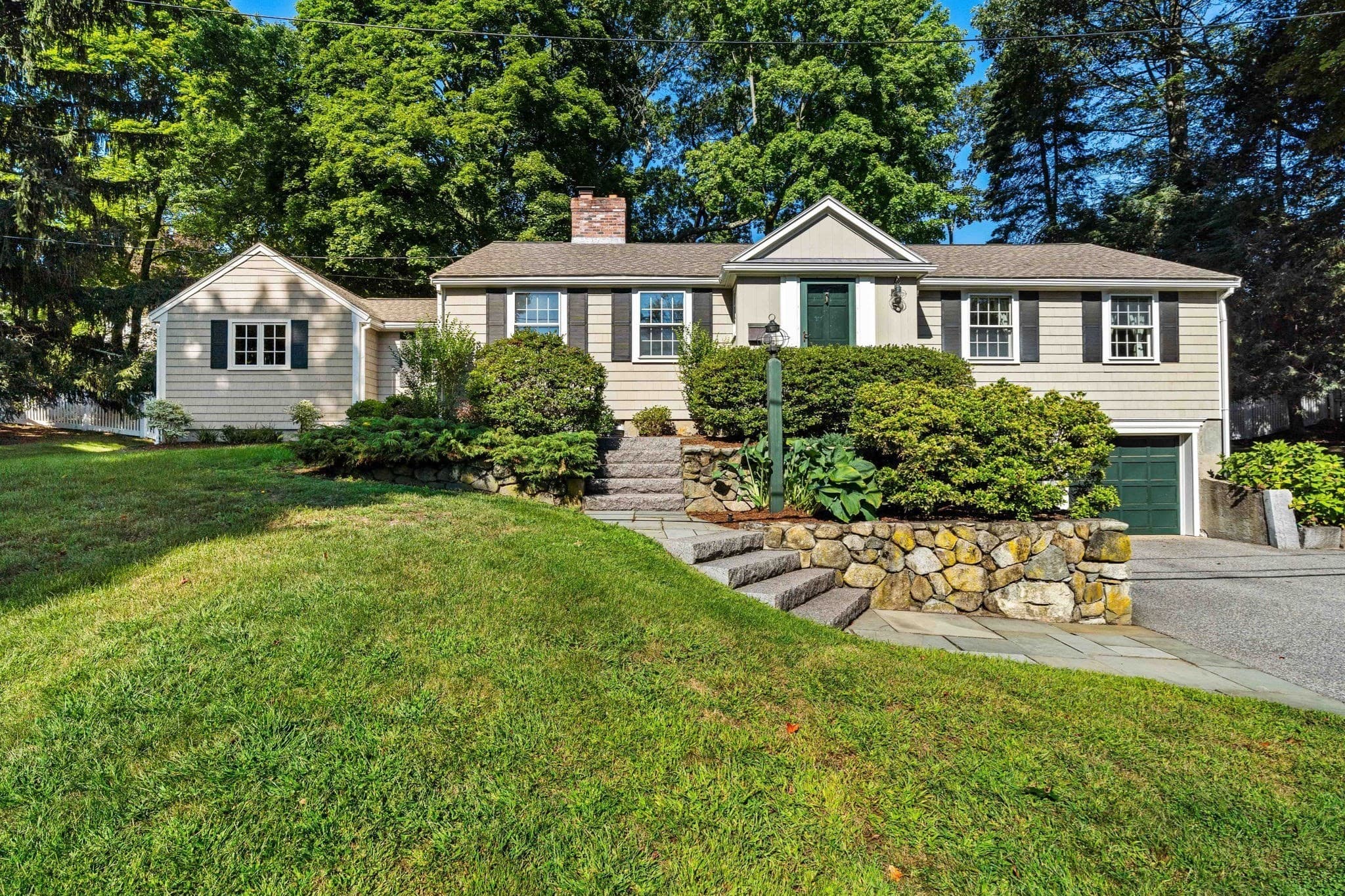 5 Willowdale Rd, Winchester MA 01890