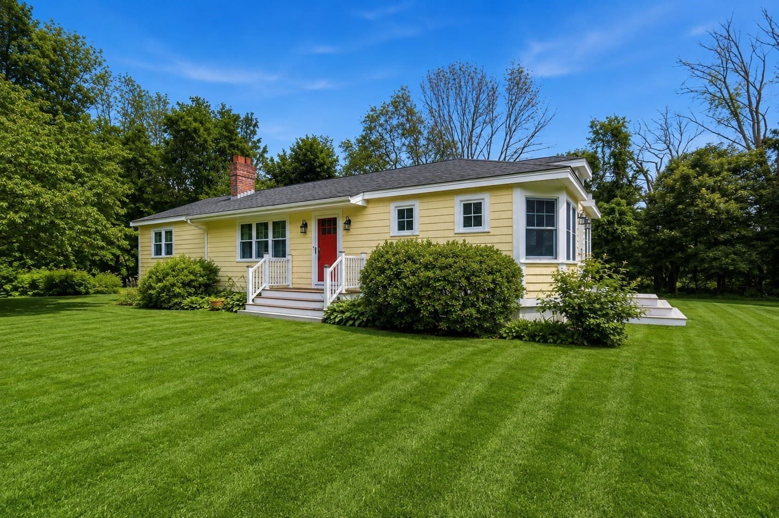 9 Felton Ln, West Newbury MA 01985