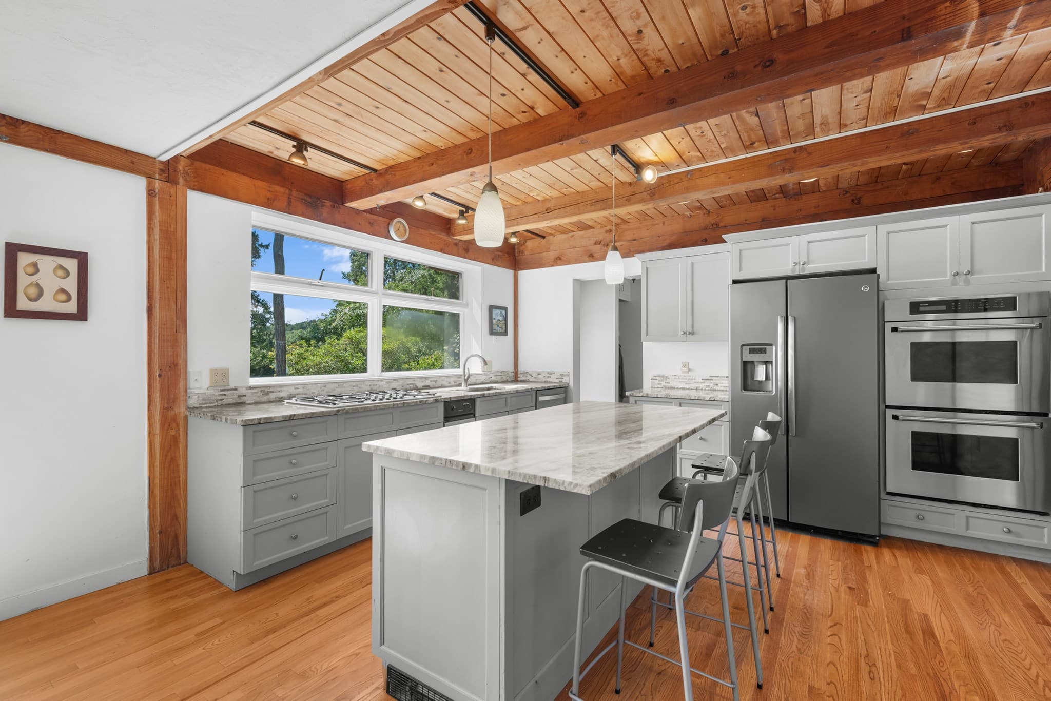 Single Family Residence at 32 Reid, Barnstable MA 02648, Barnstable, photo 16 of 41