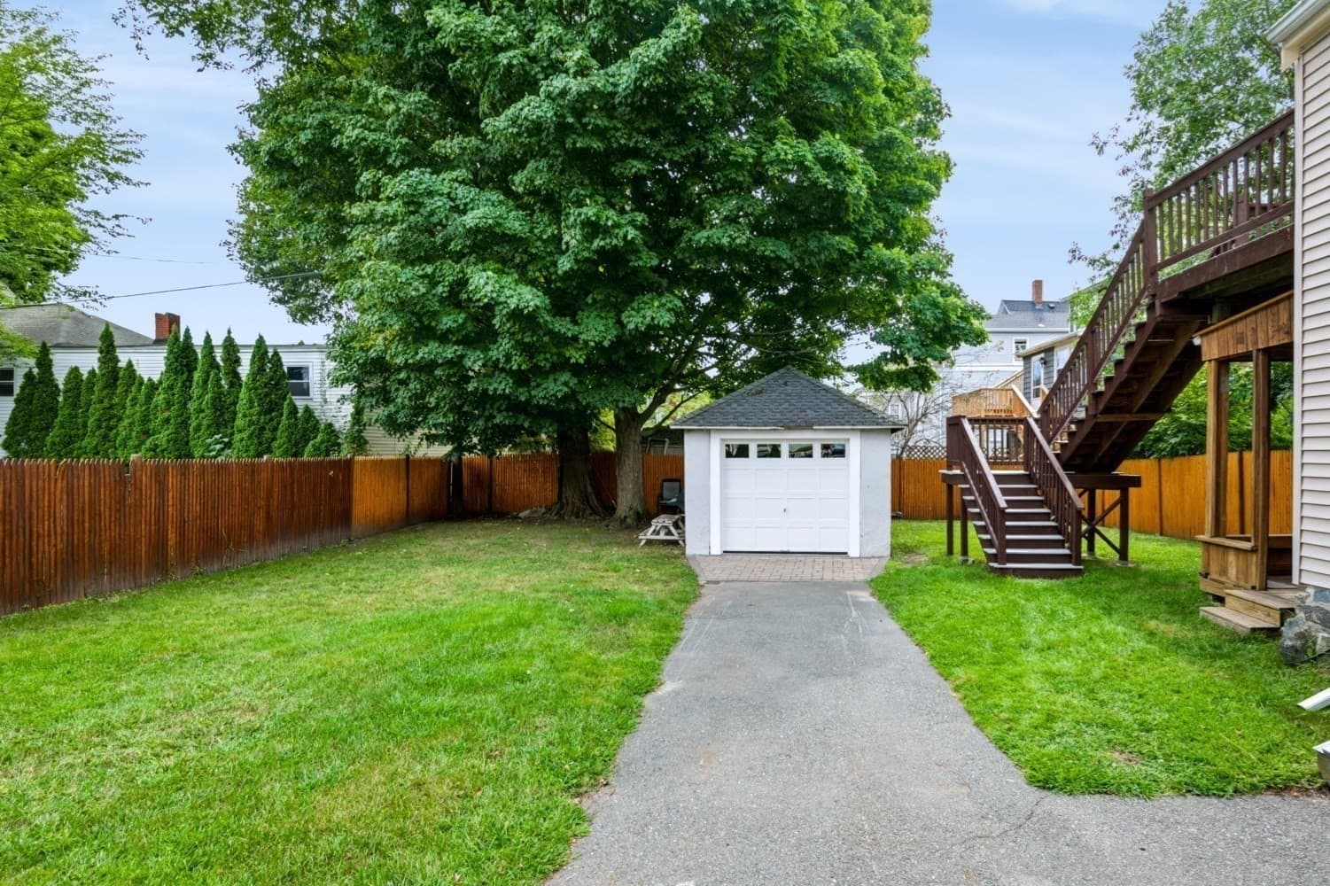 Condominium at 19 Charnock St # 2, Beverly MA 01915, Beverly, photo 35 of 42