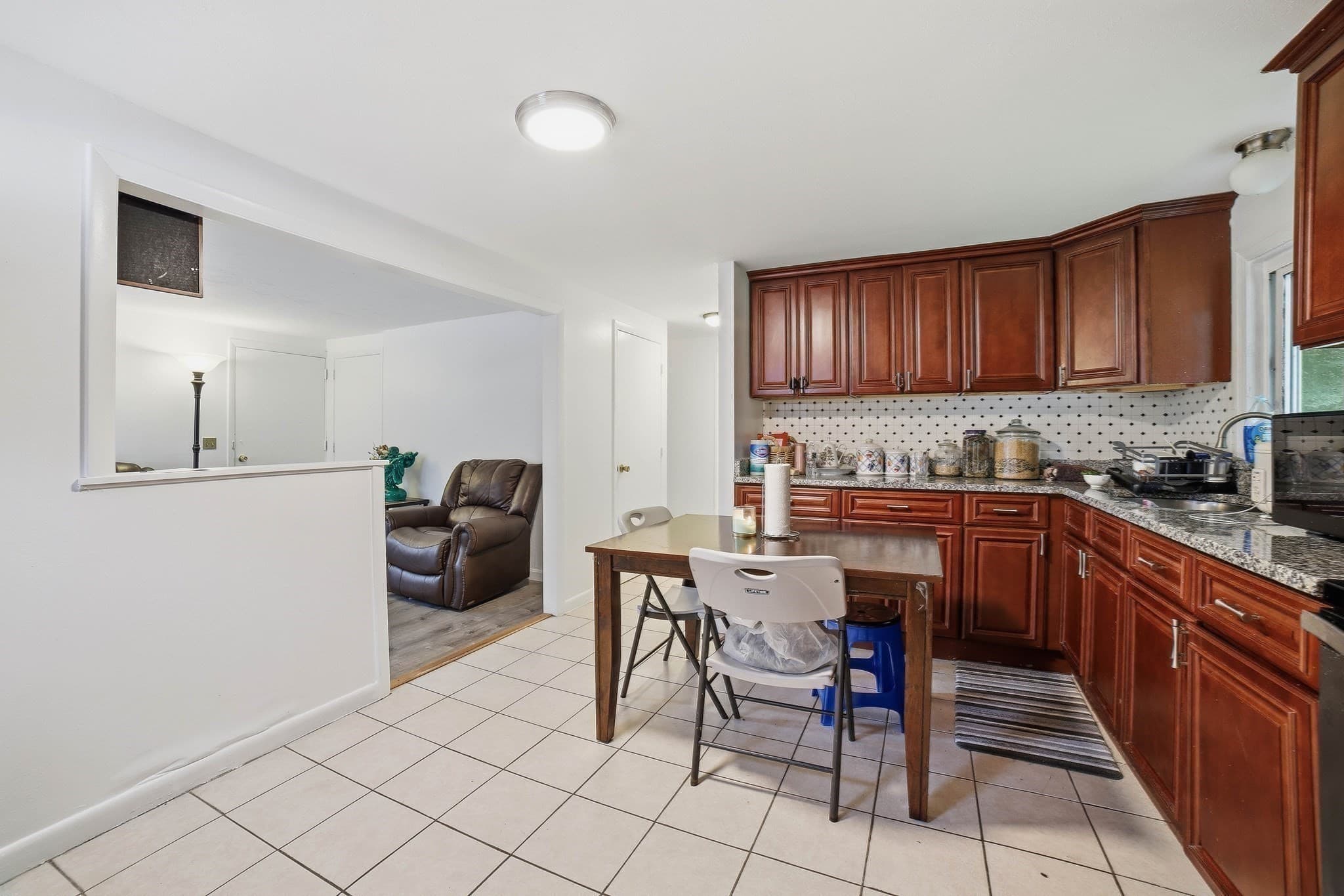 Single Family Residence at 48 Sorrento St, Worcester MA 01602, Worcester, photo 11 of 26