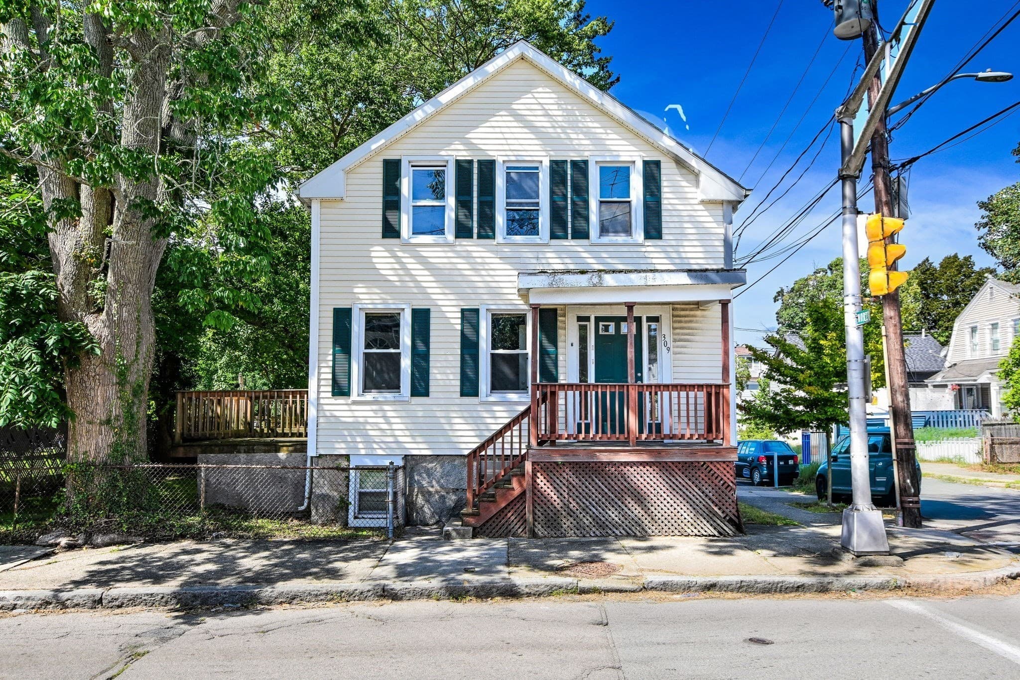 309 Cottage St, New Bedford MA 02740