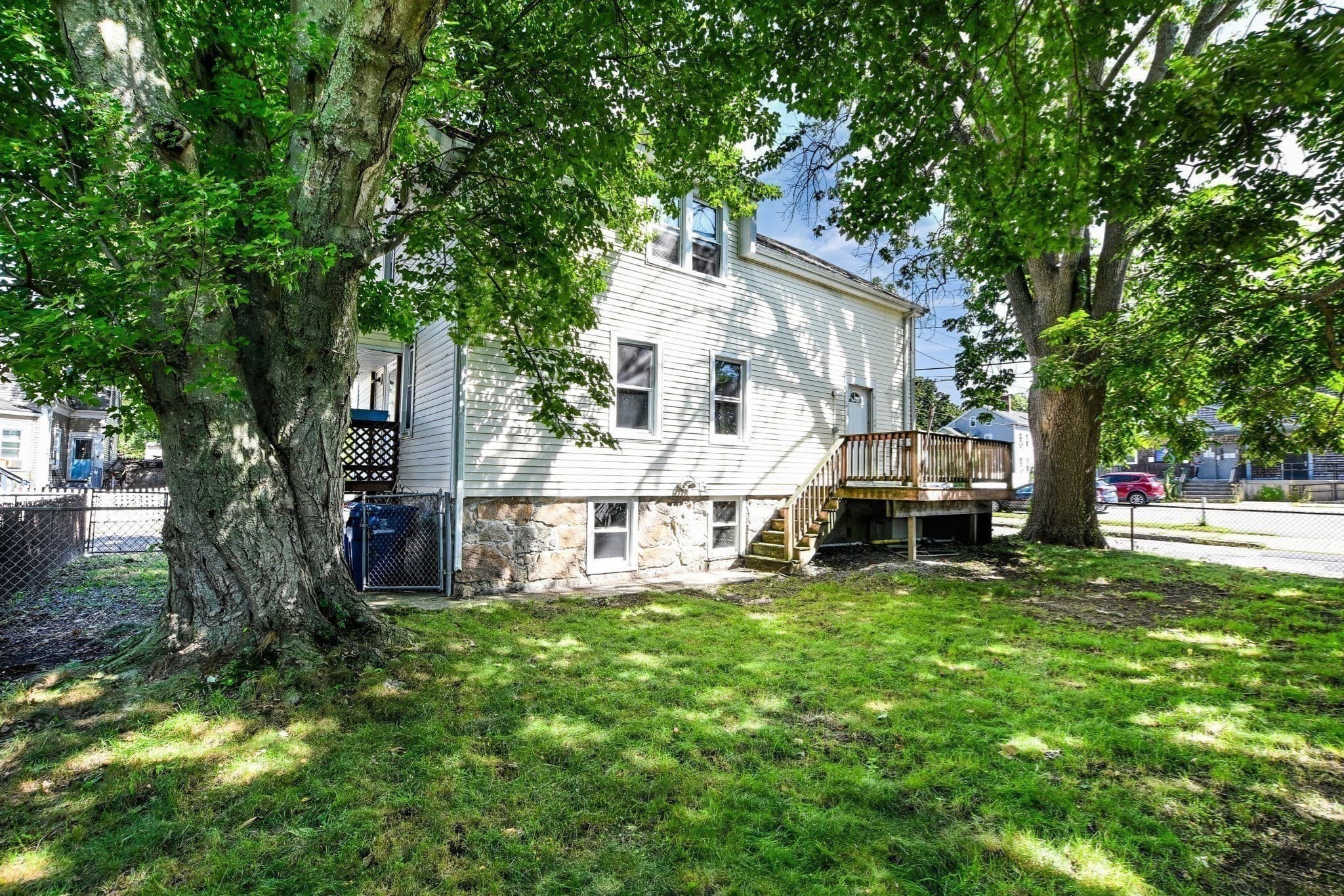Multi Family at 309 Cottage St, New Bedford MA 02740, New Bedford, photo 5 of 18