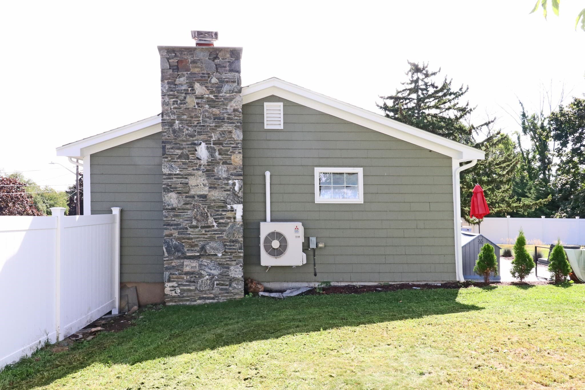 Single Family Residence at 85 Forsyth Ave, Somerset MA 02726, Somerset, photo 11 of 41