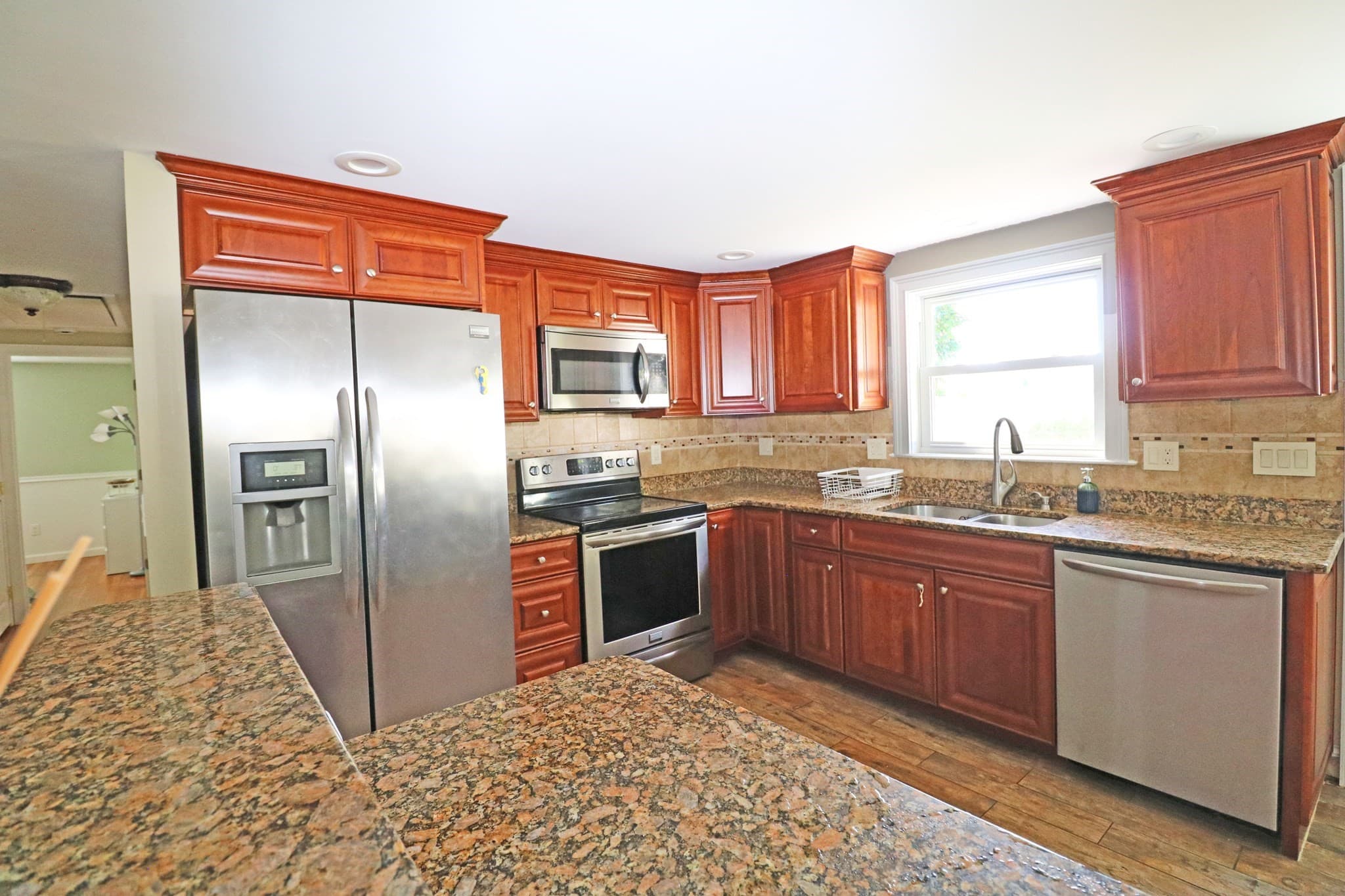 Single Family Residence at 85 Forsyth Ave, Somerset MA 02726, Somerset, photo 19 of 41