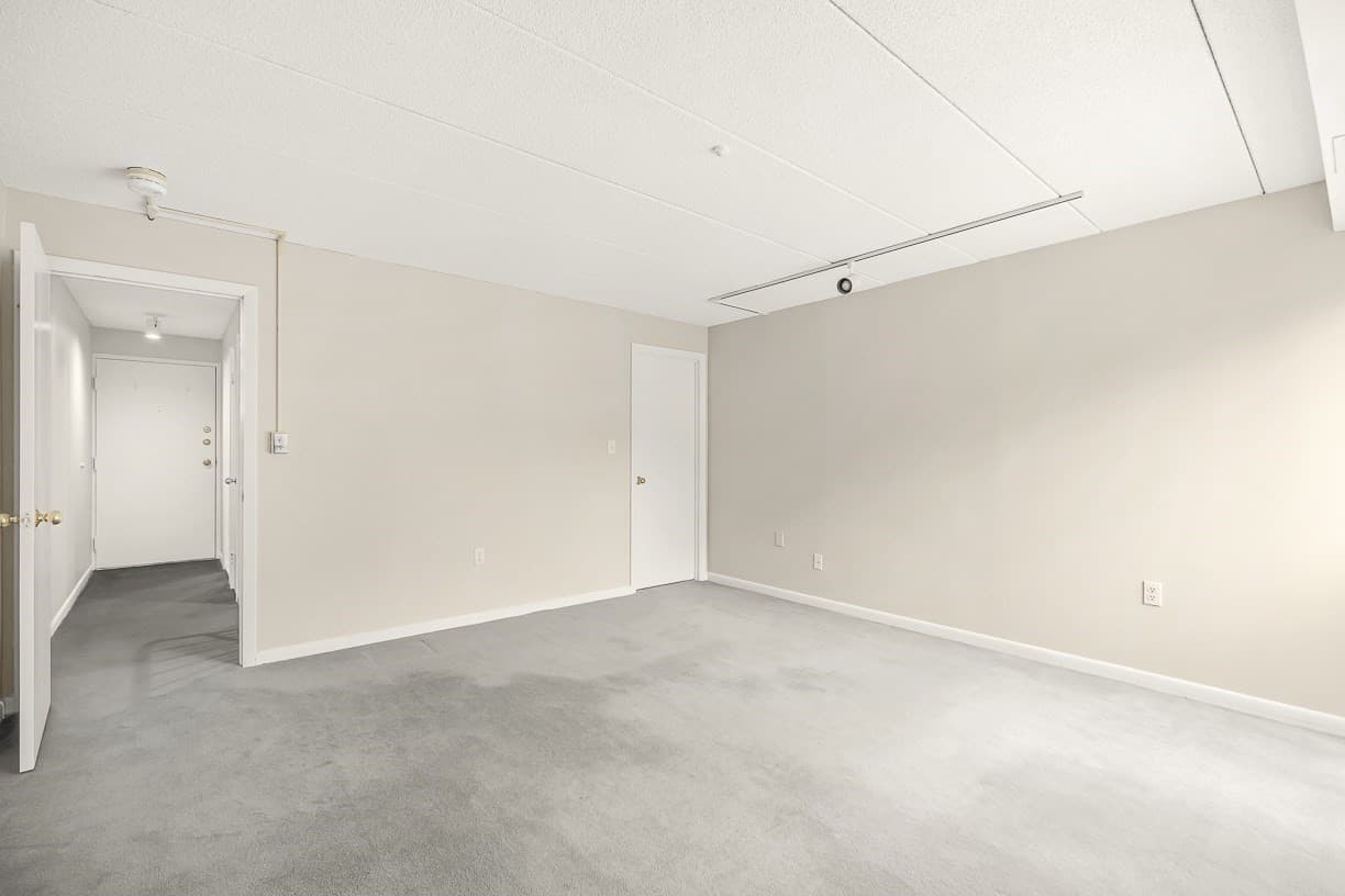 Condominium at 17 Healey St # 201, Cambridge MA 02138, Cambridge, photo 14 of 24