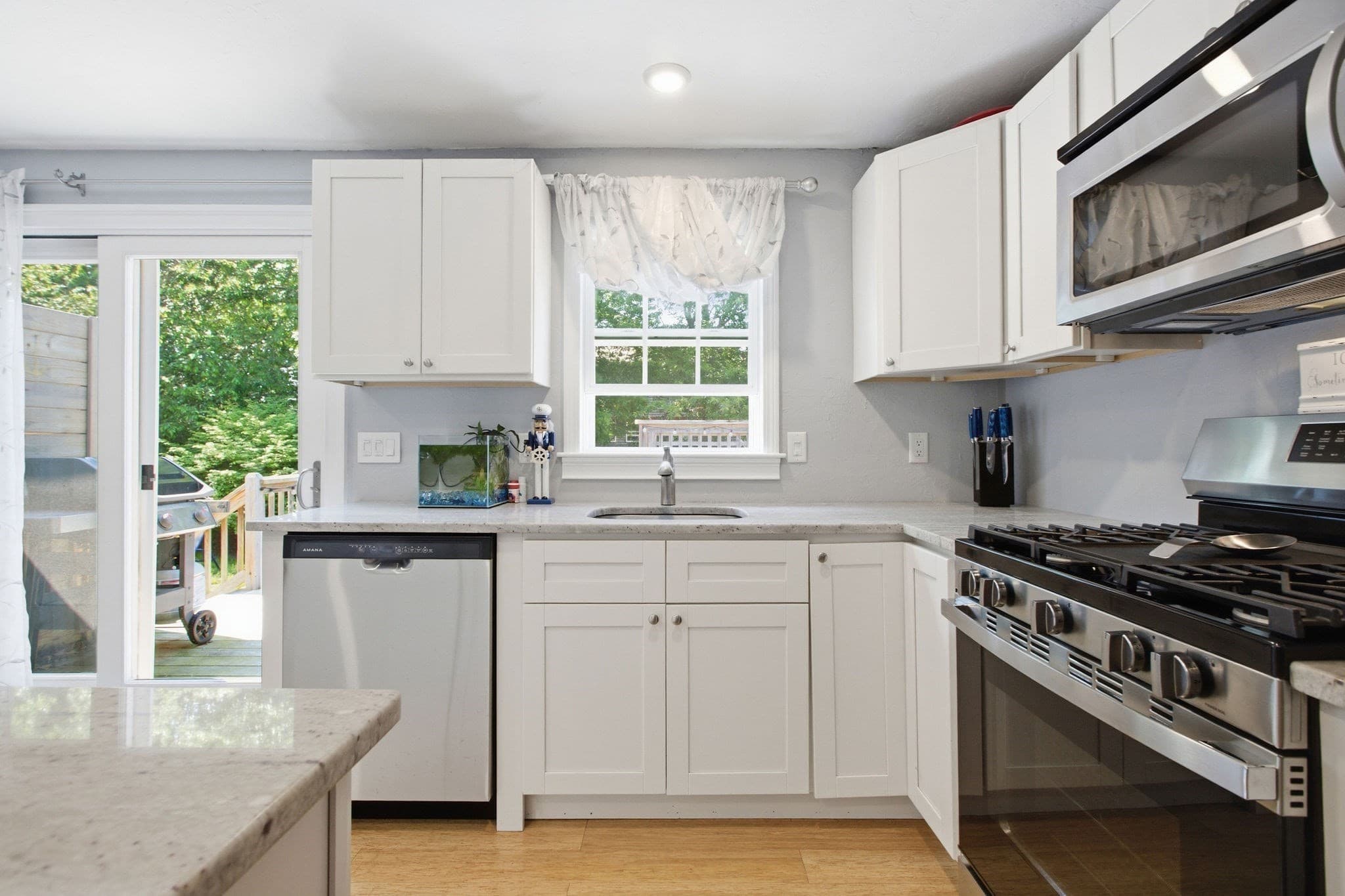 Single Family Residence at 15 Commercial Street, Yarmouth MA 02664, Yarmouth, photo 10 of 40