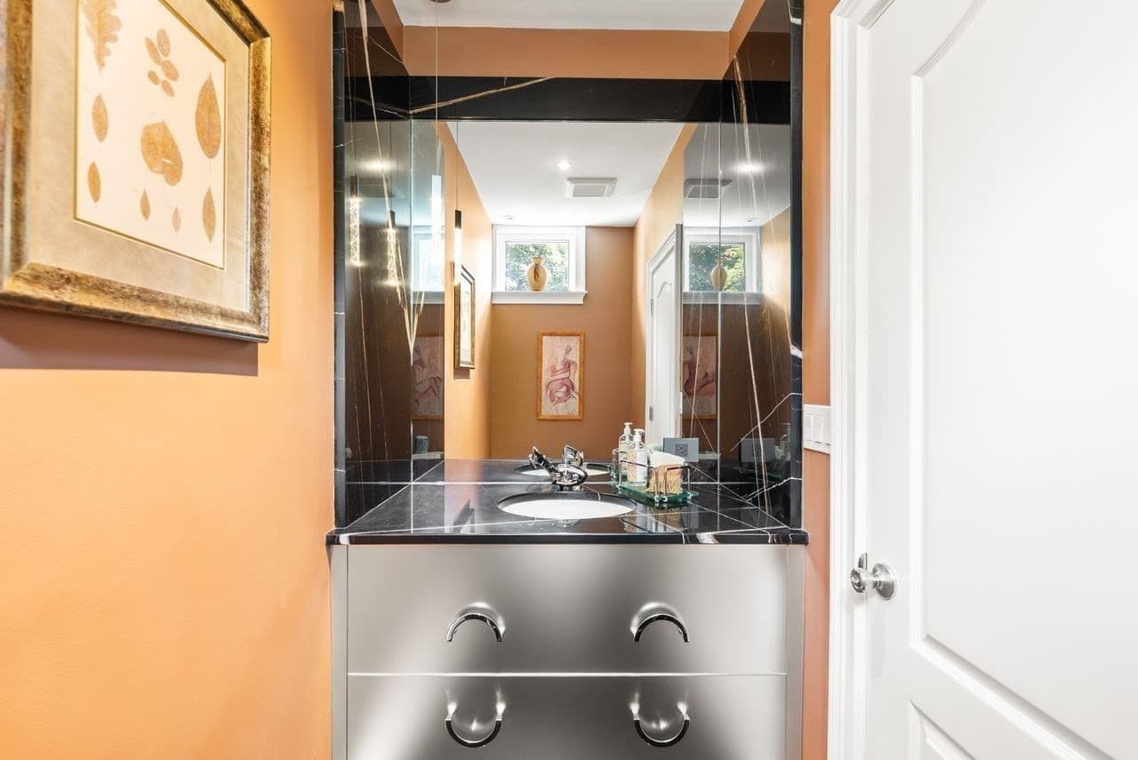 Condominium at 51 Sewall Ave # 2, Brookline MA 02446, Brookline, photo 13 of 26