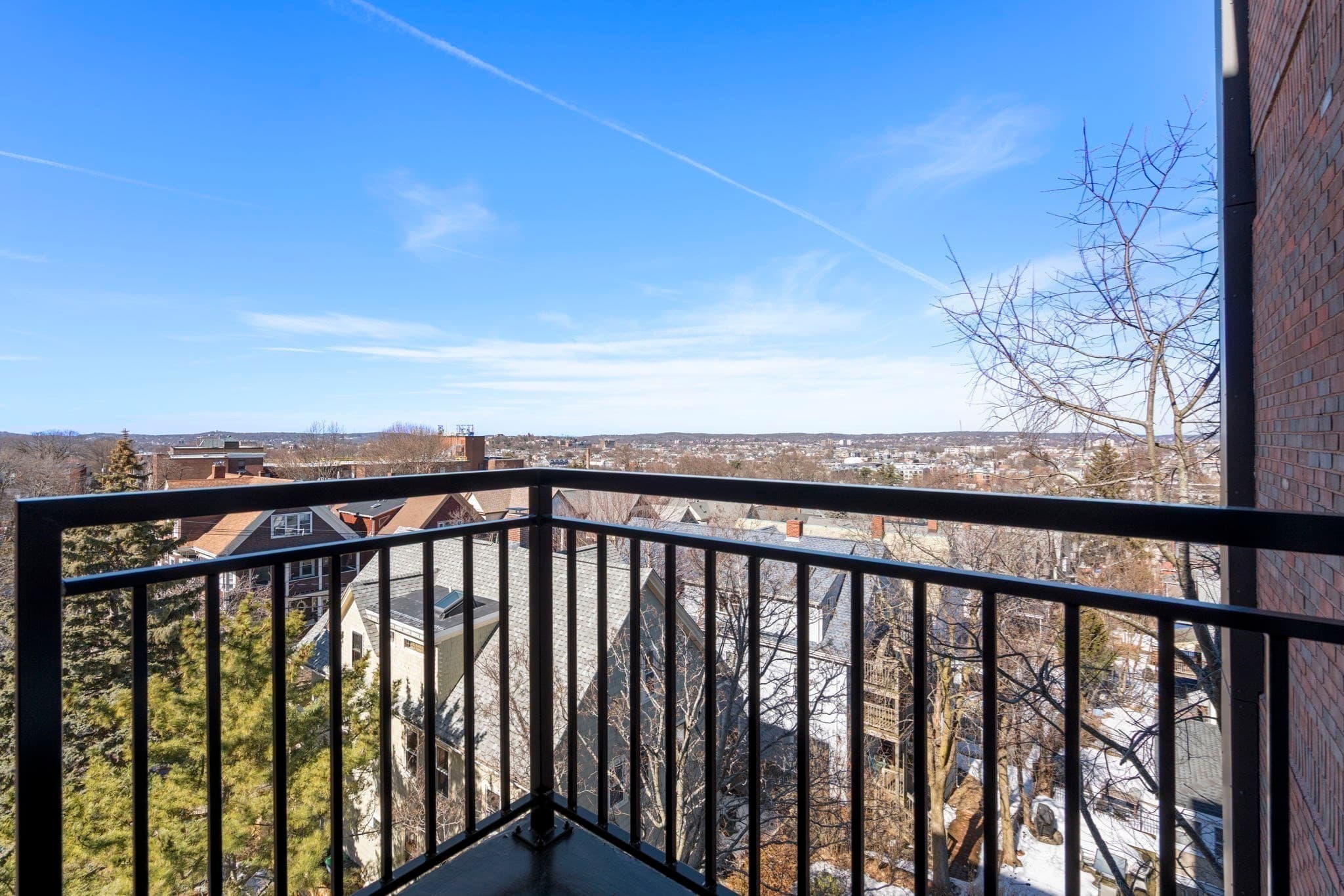 Condominium at 125 Lowell Street # 6C, Somerville MA 02143, Somerville, photo 6 of 8