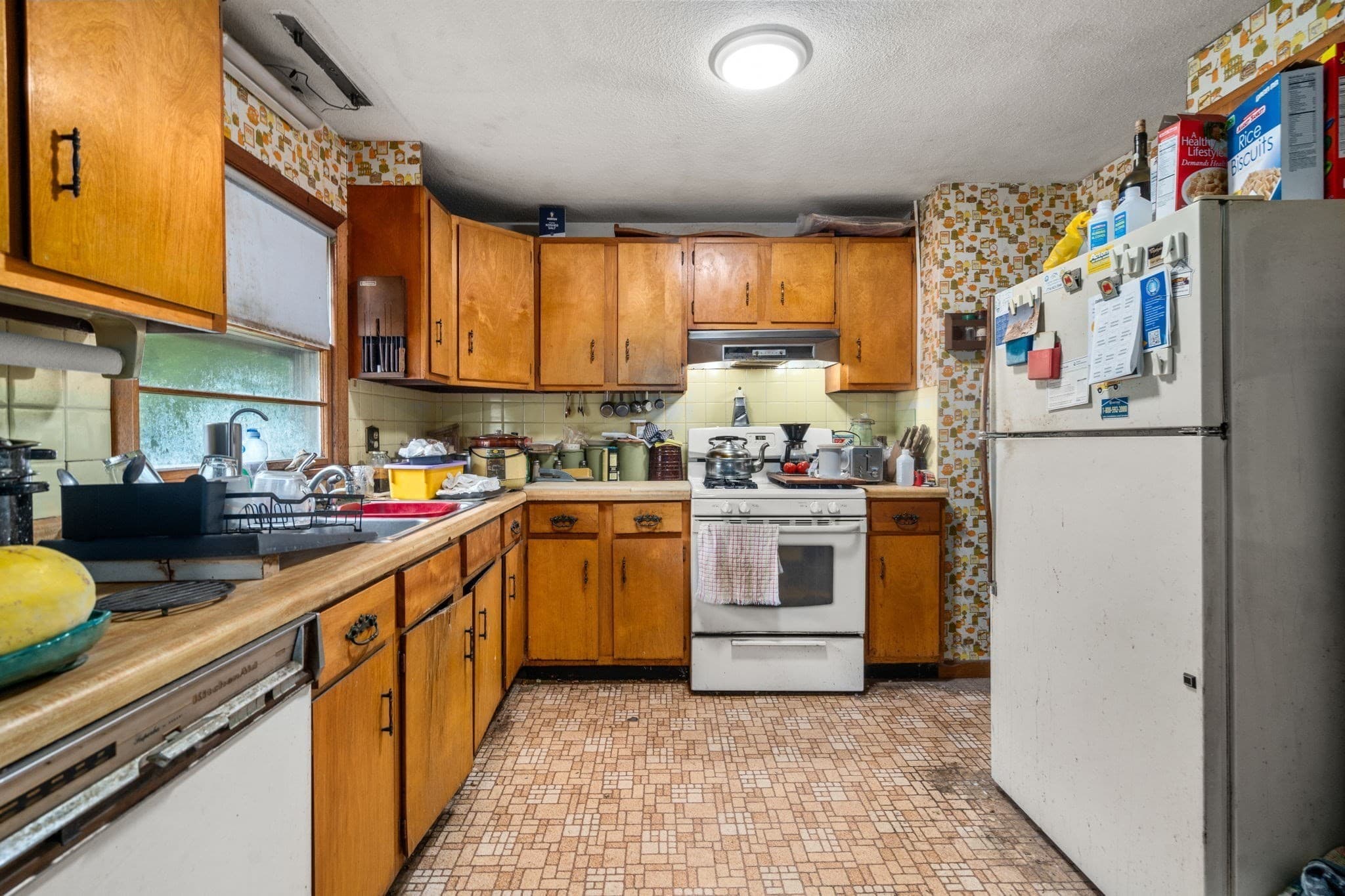 Single Family Residence at 10 Everett St, Maynard MA 01754, Maynard, photo 6 of 29